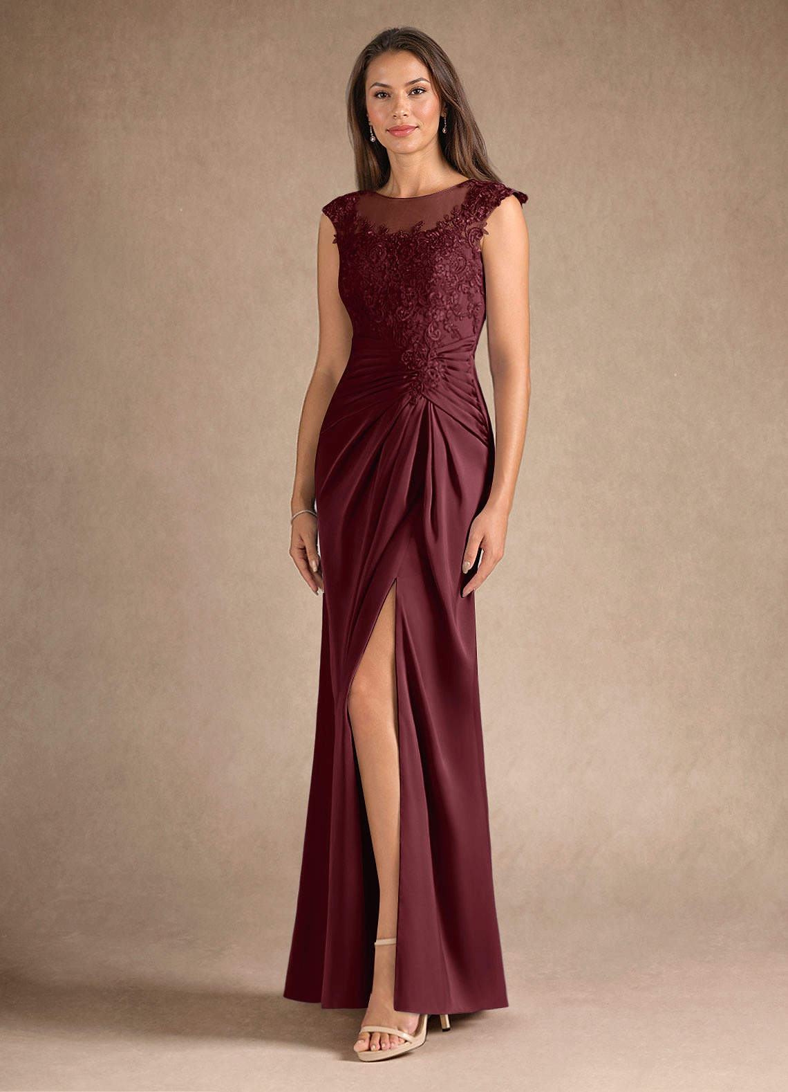 Azazie Santa Barbara vestidos de madre de la novia Vestido de Cabernet de Satén Elástico de Recto con Plisado image1