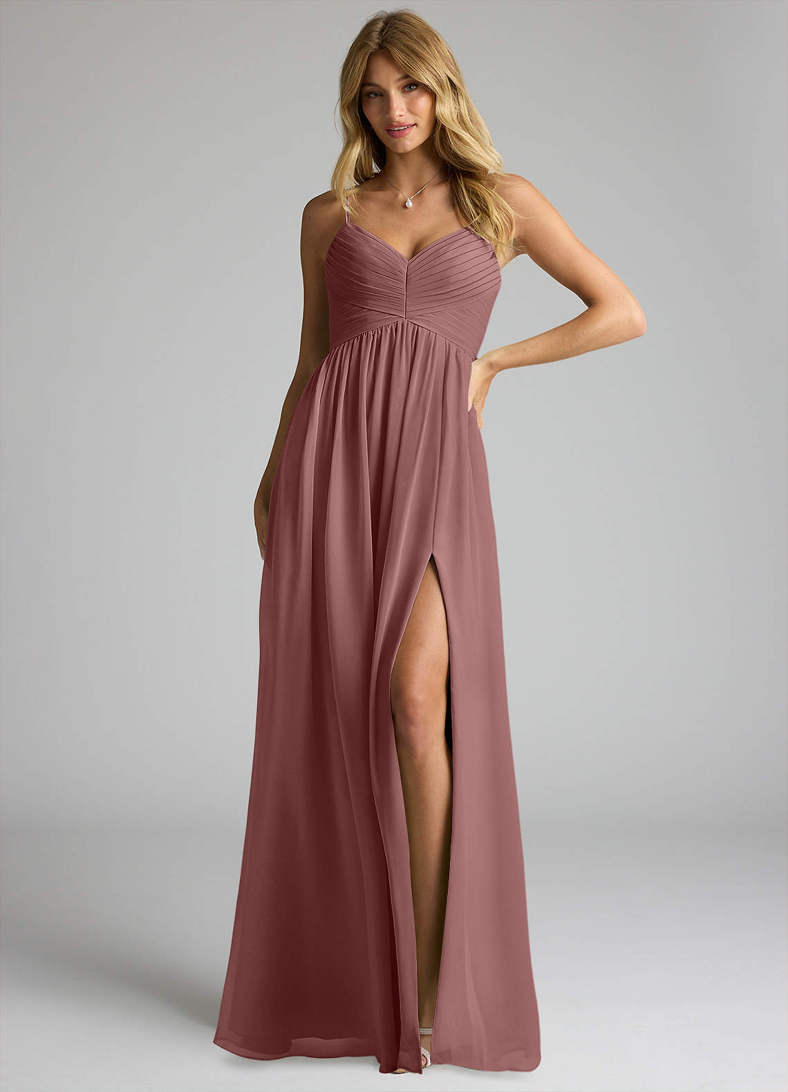 Azazie Alia Abiti da Damigella Abito A-Line in Chiffon Plissettato Rosa Del Deserto image1
