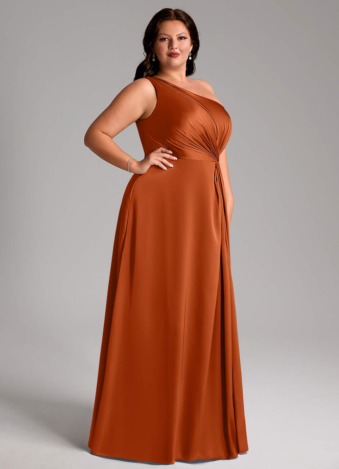 Azazie Brooke Vestidos de damas de honor Vestido de Naranja Quemada de Satén Elástico de Corte en A con Hombro unilateral image9