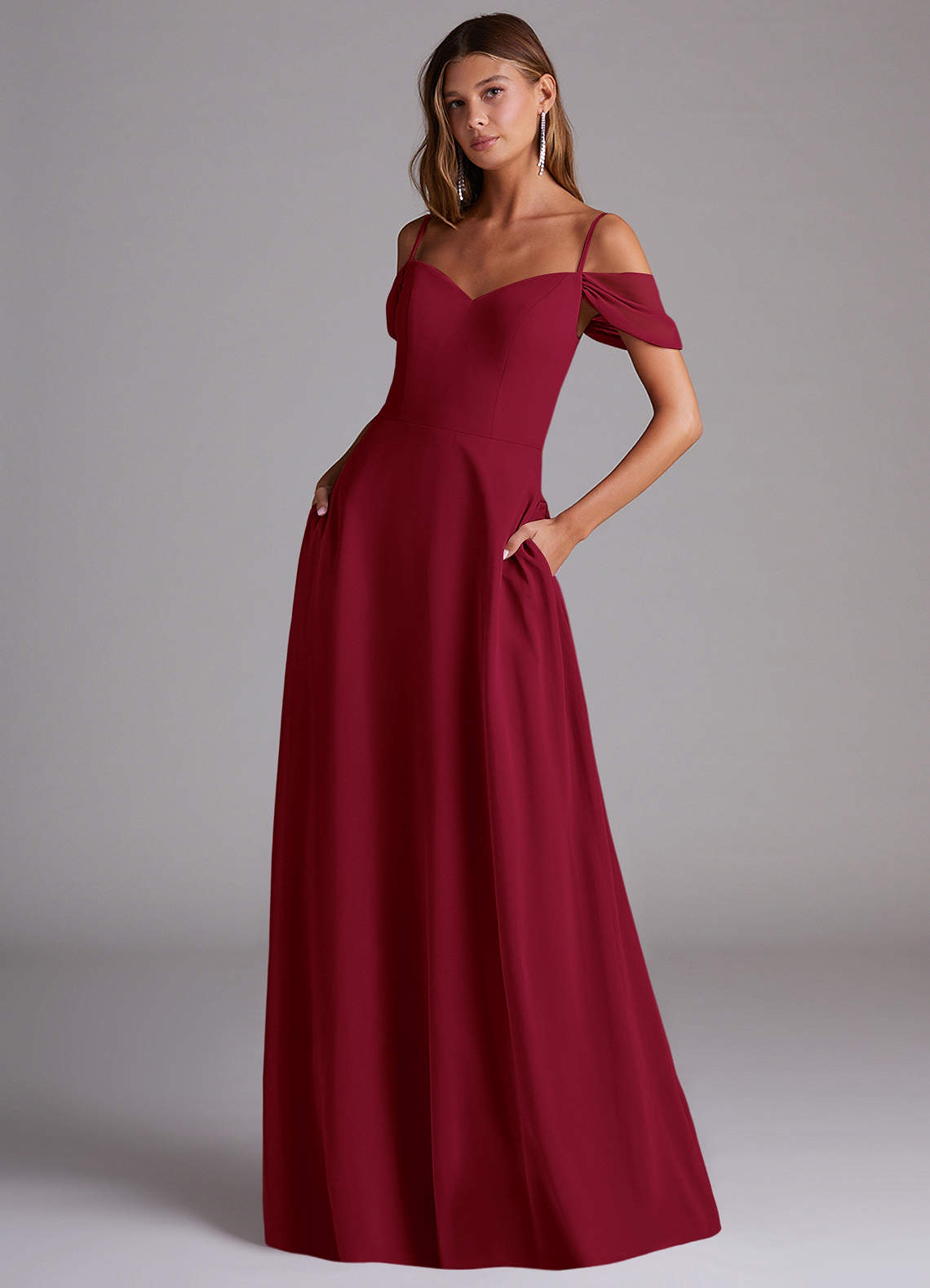 Azazie Marley Jurken voor bruidsmeisjes Converteerbaar Jurk van Chiffon met A-Lijn Off the Shoulder Bourgondië image1