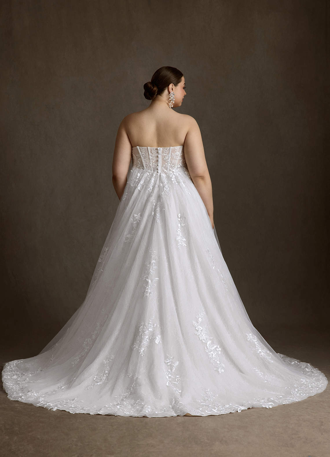Azazie Elowyn Wedding Dresses Diamond White Ball-Gown Strapless Lace Dress image24