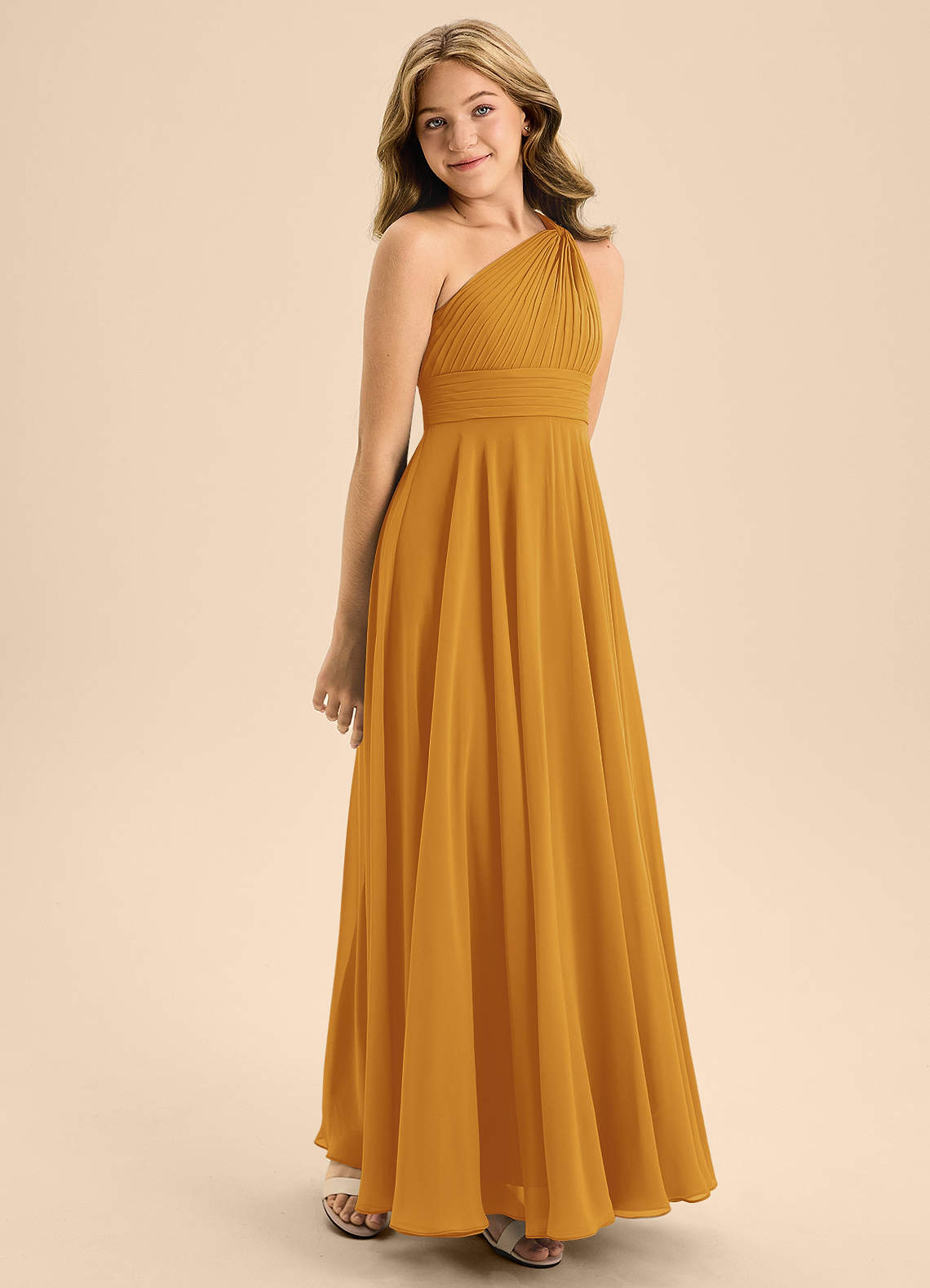 Azazie Charlize Junior Vestido Caramelo de Chiffon de Linha A com Plissado image4