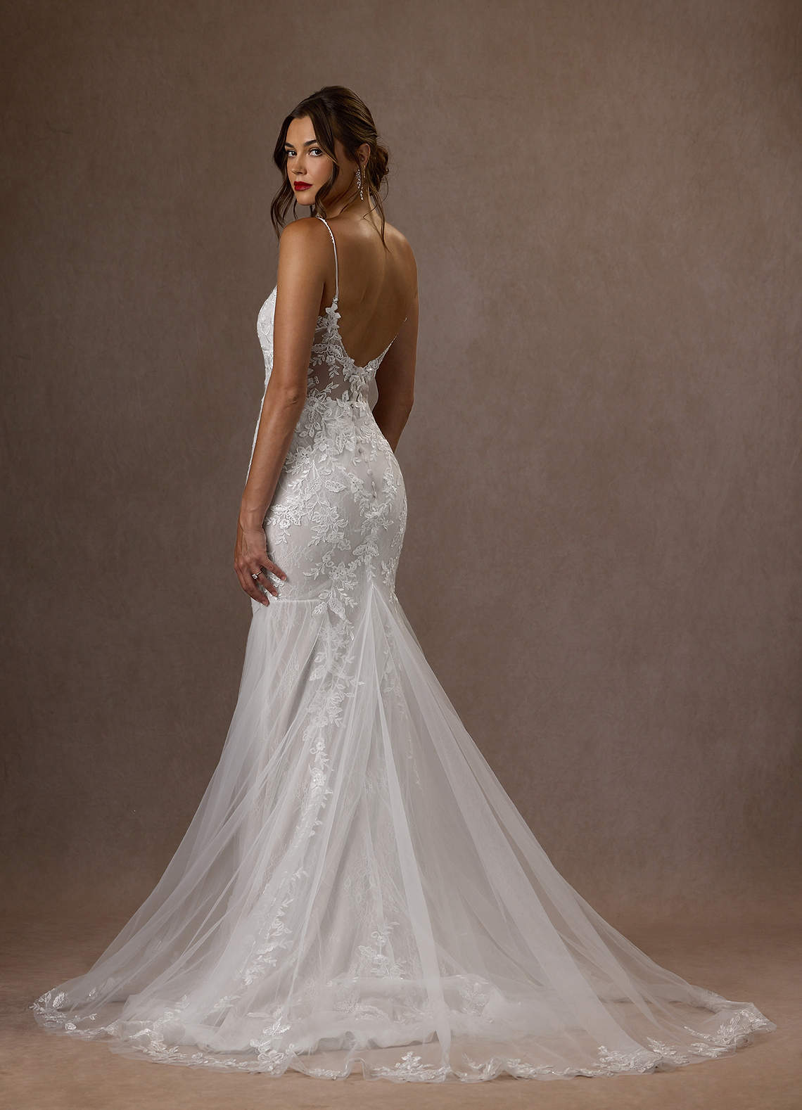 Azazie Leonie Wedding Dresses Diamond White Mermaid V-Neck Sequins Tulle Dress image7