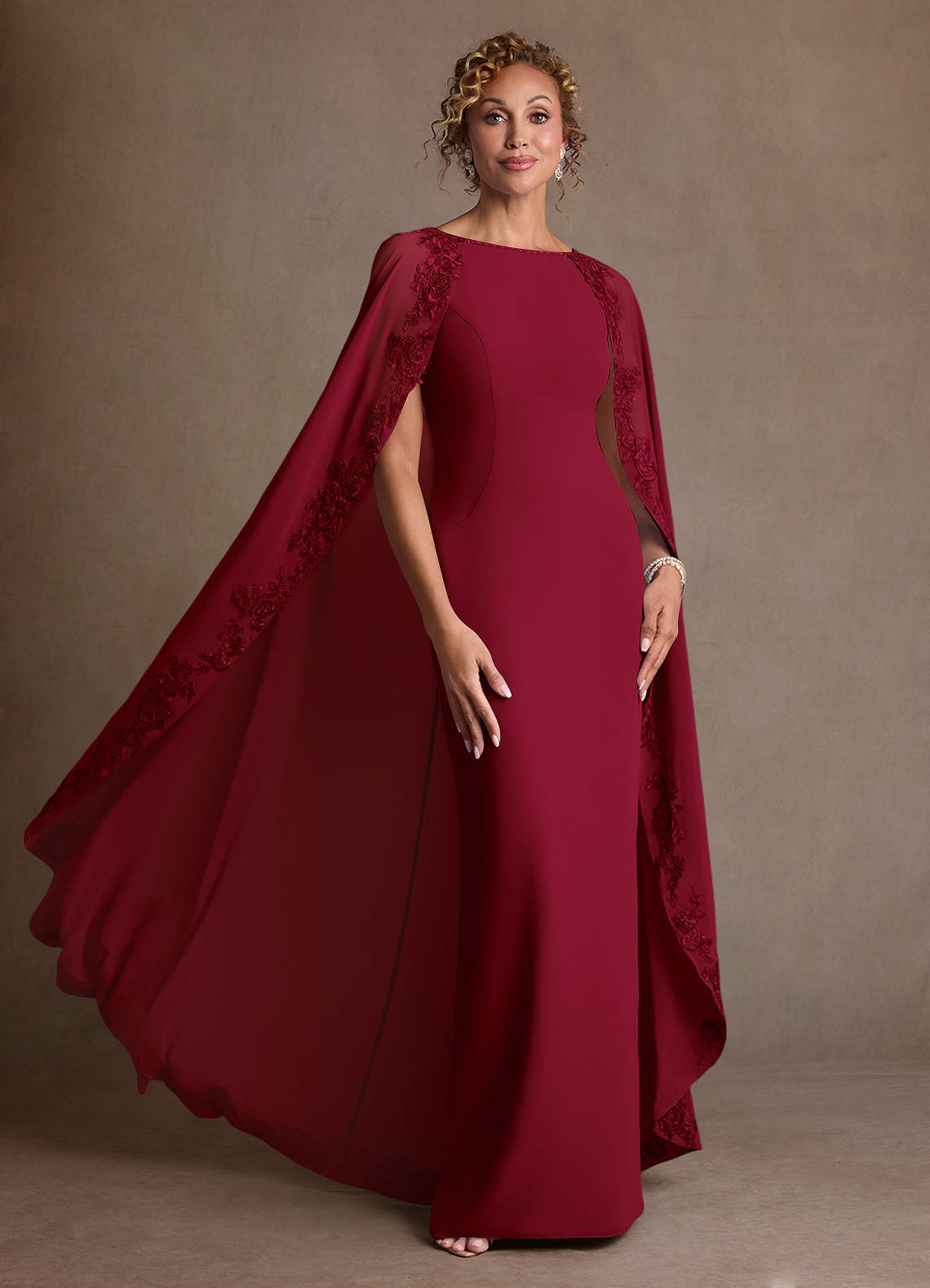 Azazie Artemisia Vestidos para mãe da noiva Vestido Borgonha de Chiffon de Bainha com Renda image4