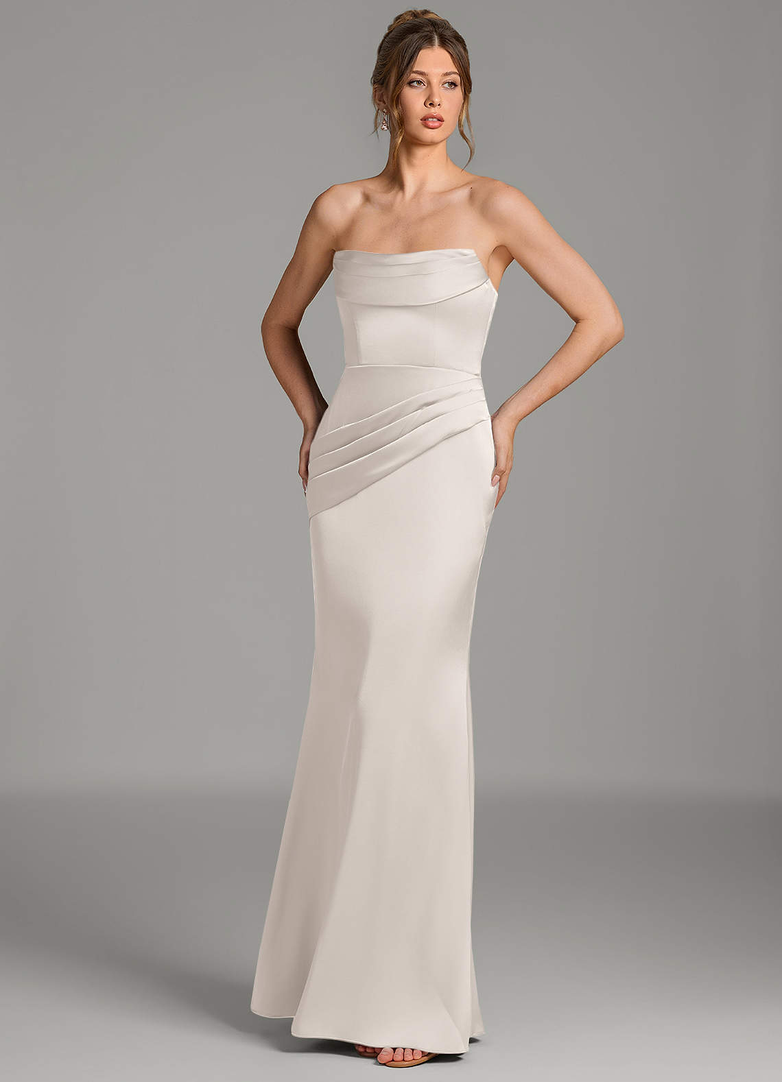 azazie white alabaster bridesmaid dress Alanis Eco-concious Wayfair Black Friday 2023 Size:000 Crafted from glossy satin