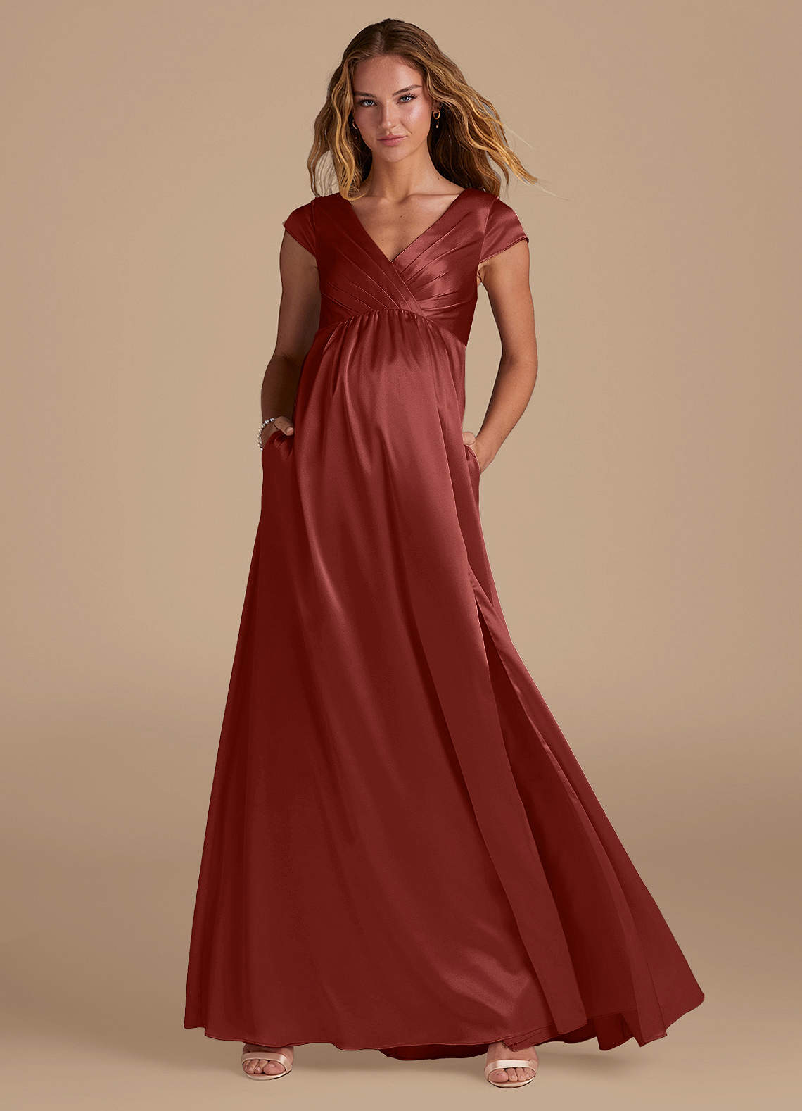 Azazie Allessia Robes de demoiselle d'honneur de maternité Robe Trapèze Longueur ras du sol Satiné métallisé image1