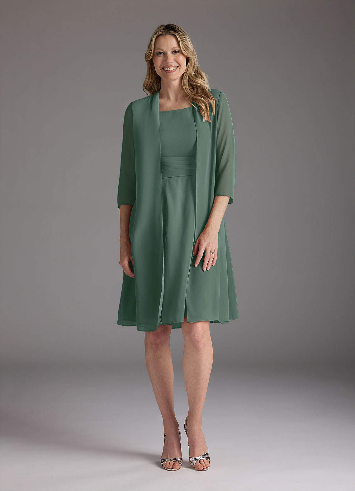 Azazie Shirley Mère de la mariée Robes Robe Trapèze en Mousseline de soie Plissé Scoop Mousse De Mer image1