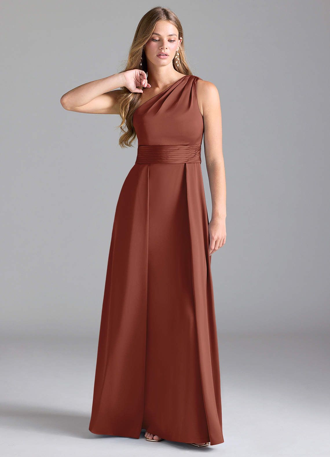 Azazie Dallas Jurken voor bruidsmeisjes Jurk van Stretch Satijn met A-Lijn One-Shoulder Kastanjebruin image1