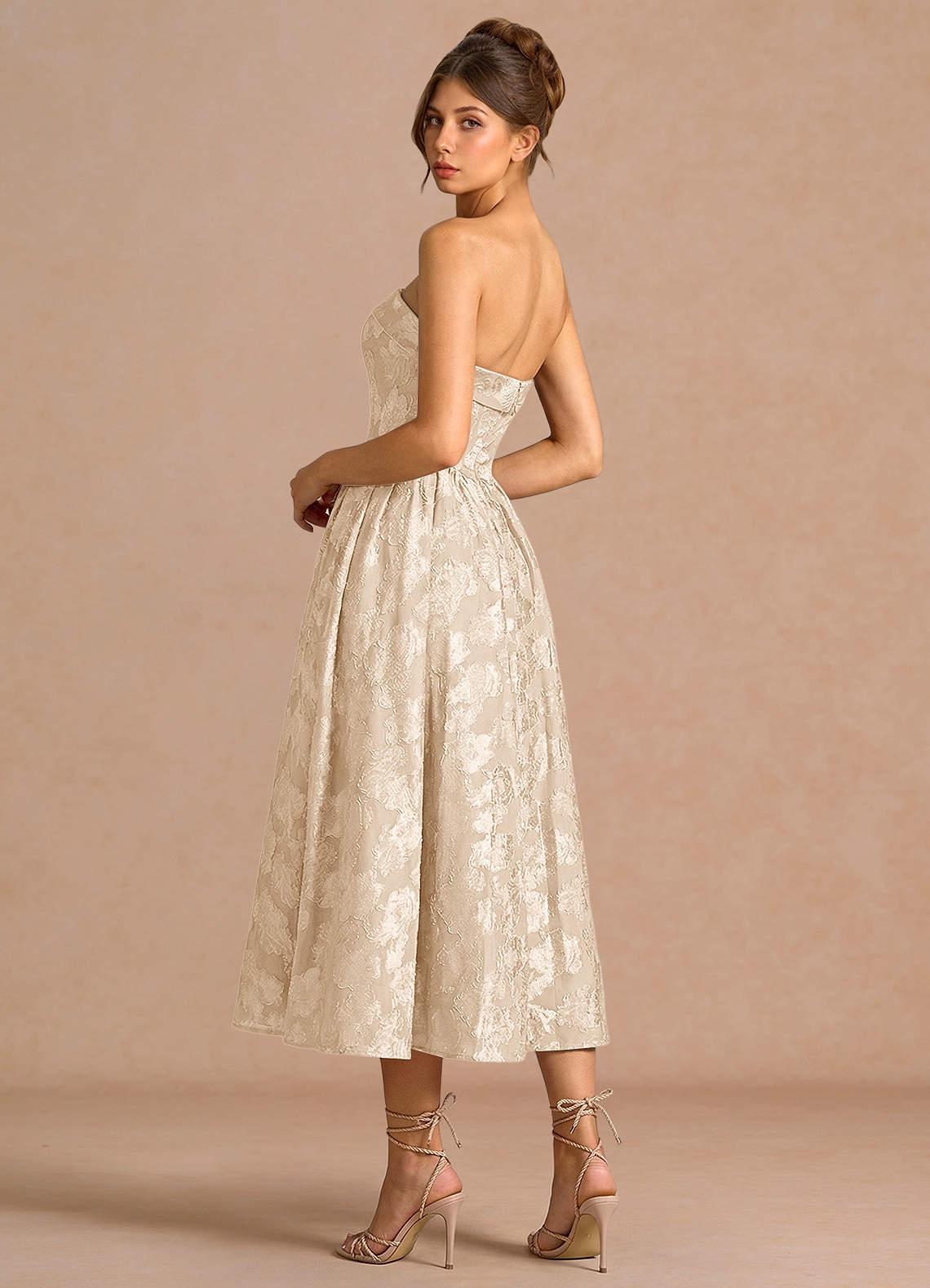 Sadie Creme Midikjole image1