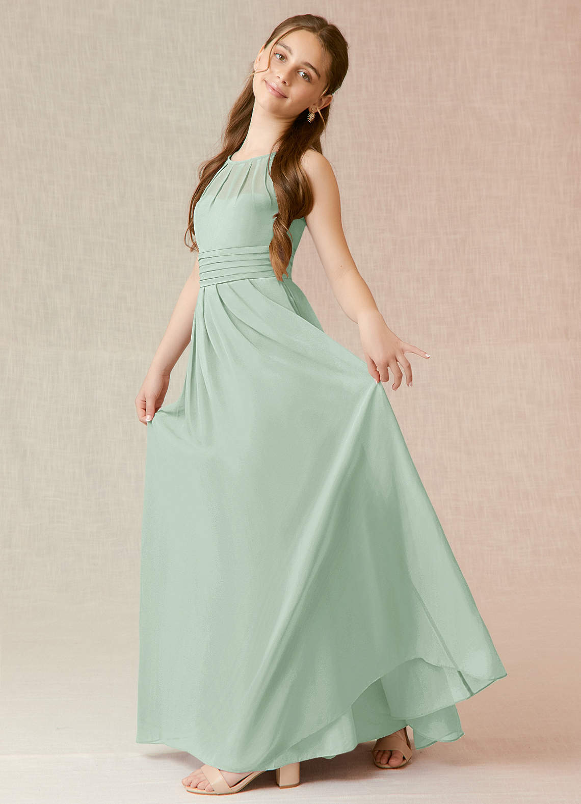 Azazie Bibiane Junior Abito A-Line in Chiffon Plissettato Agave image2