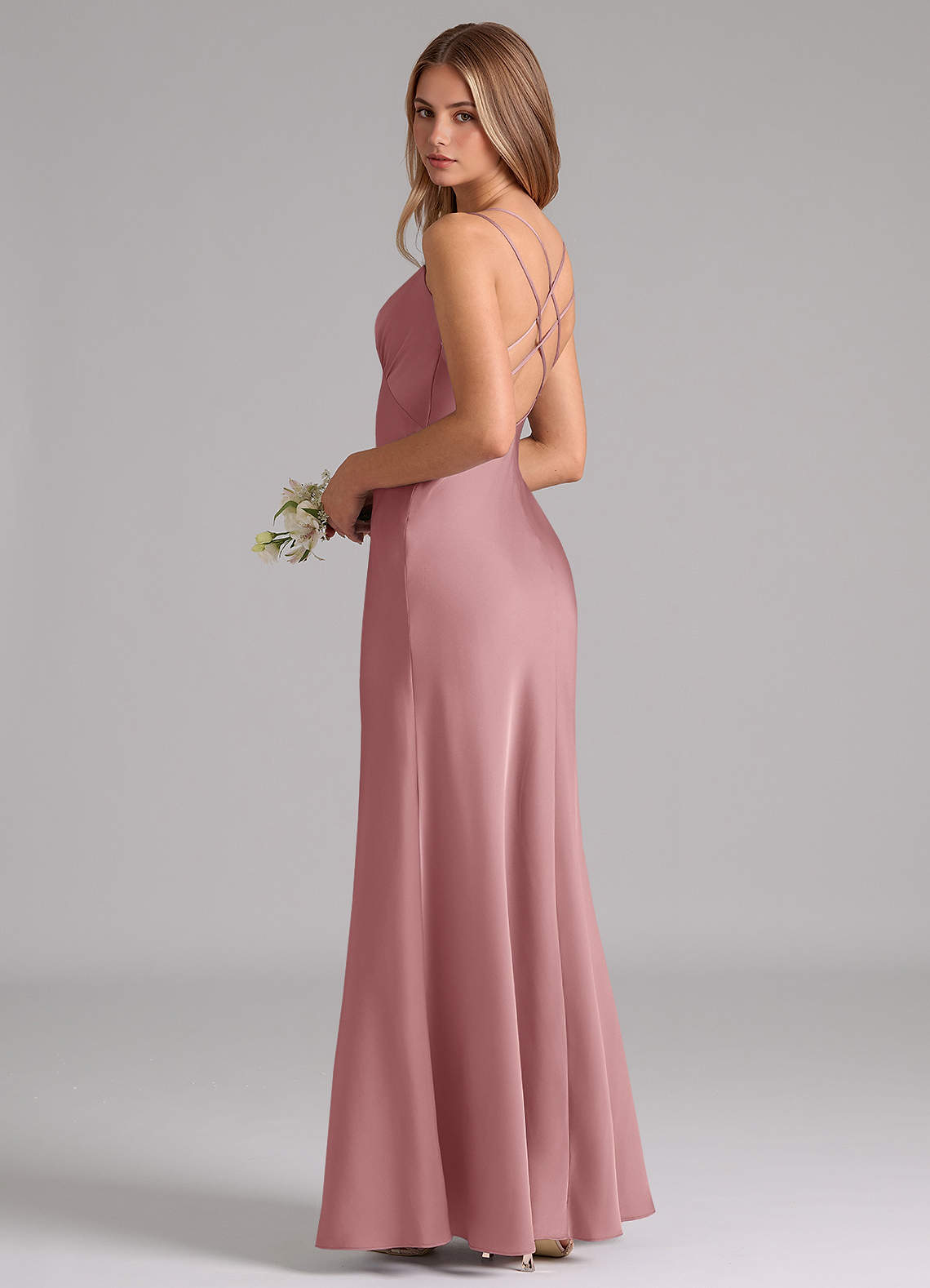 Azazie Suttona Vestidos de damas de honor Vestido de Rosa Polvorienta de Satén Elástico de Corte en A con Plisado image1