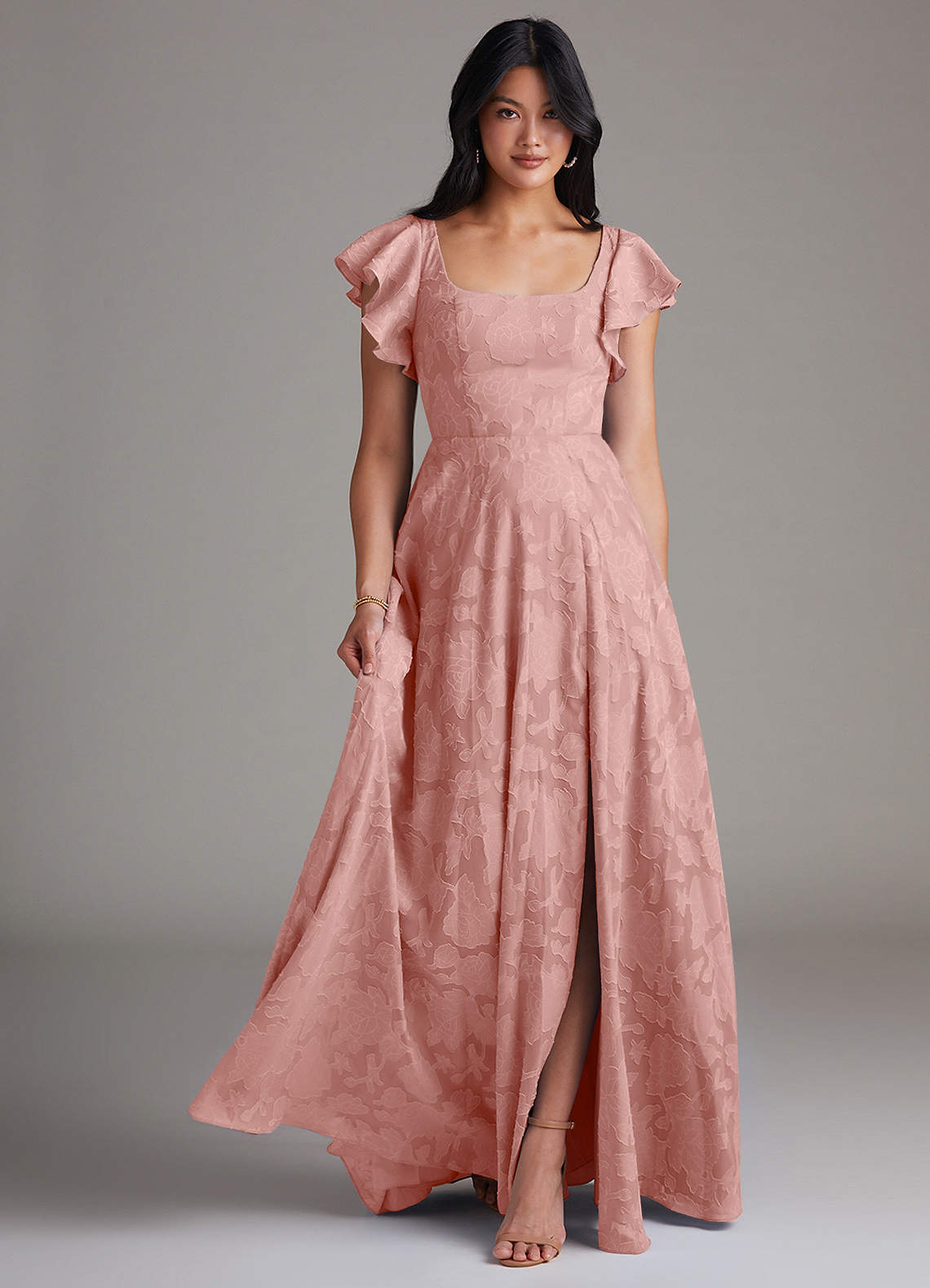 Azazie Bondi Vestidos de damas de honor Vestido de Rosetón de Devorado Floral de Corte en A con Corte Lateral image1