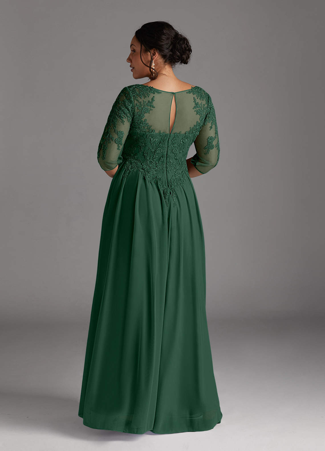 Vert Fonc Azazie Harriet Robe Trapze en Maille Dentelle en forme d'anneau Vert Fonc | Azazie CA Vert Fonc Azazie Harriet Robe Trapze en Maille Dentelle en forme d'anneau Vert Fonc | Azazie CA