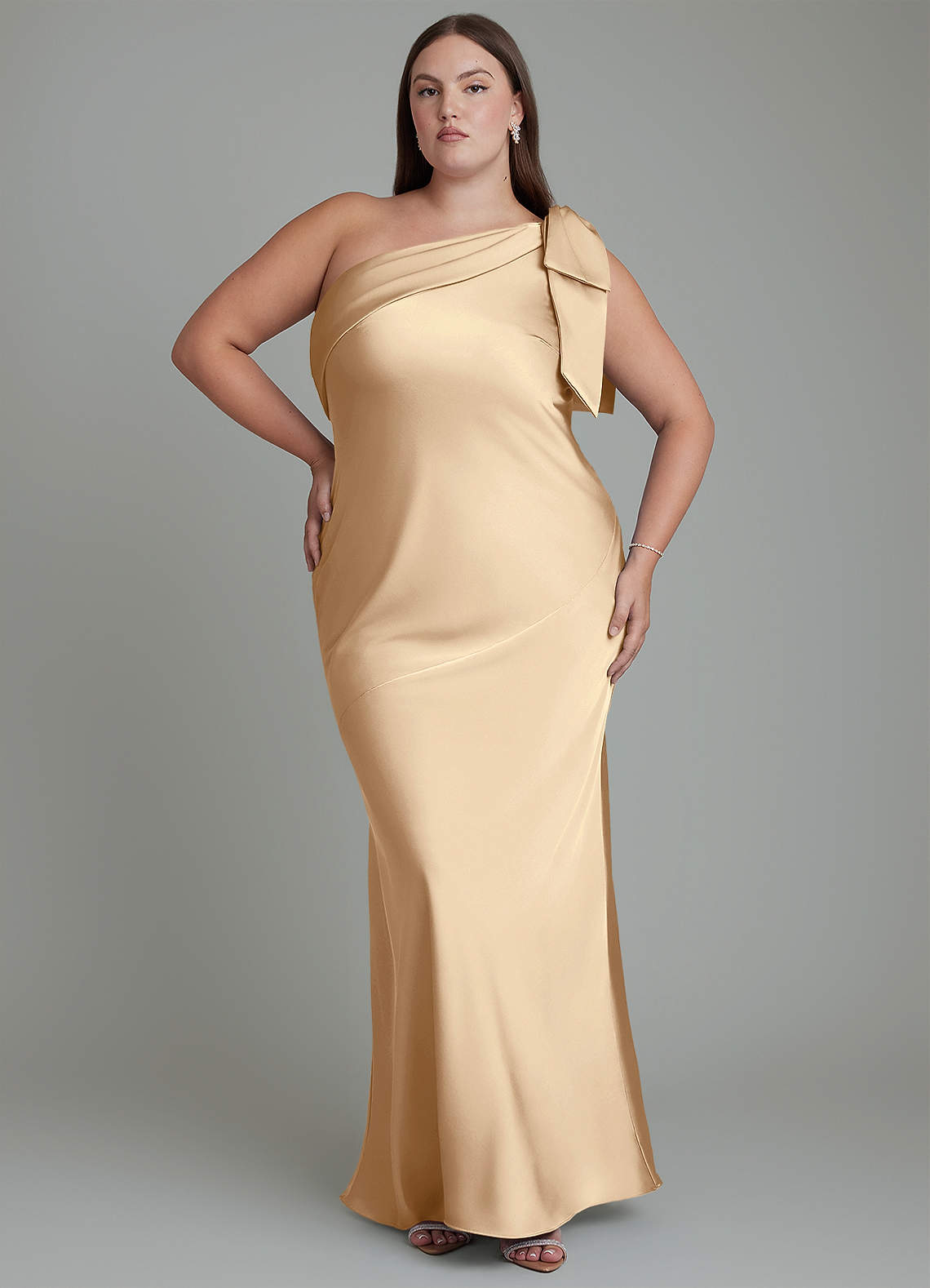 Azazie Yuanna Jurken voor bruidsmeisjes Jurk van Stretch Satijn met Zeemeermin One-shoulder Champagne image1