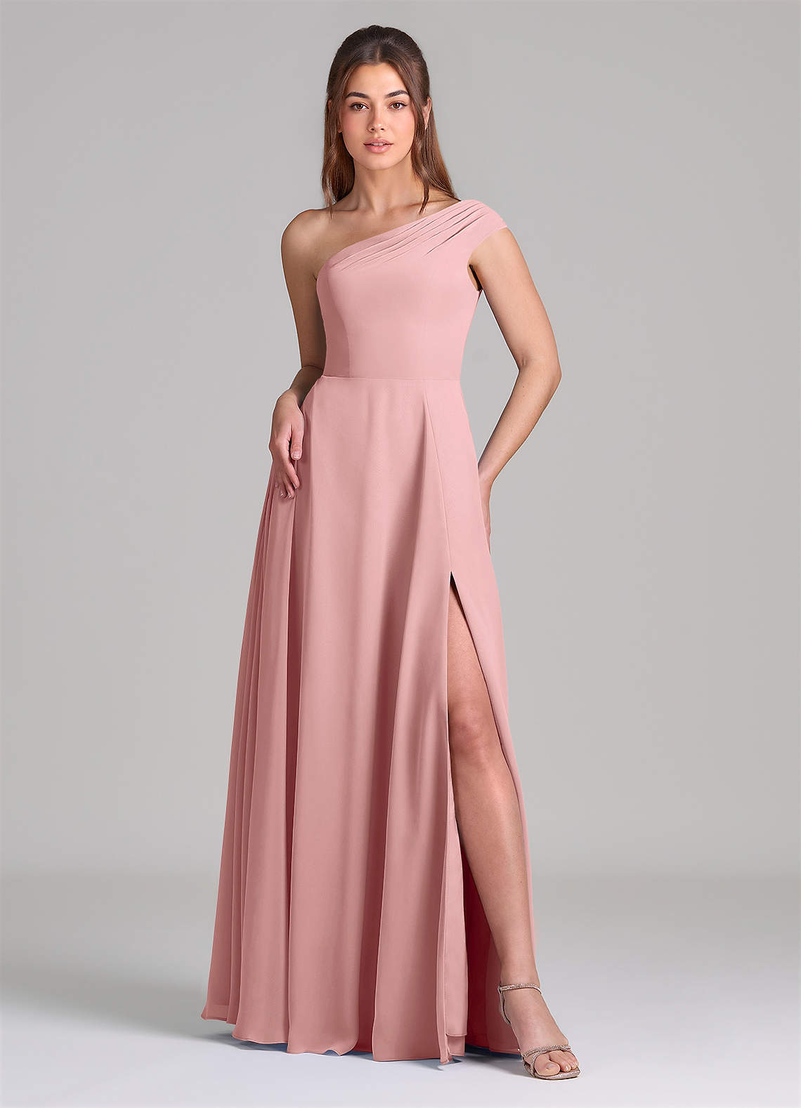 Azazie Melanie Robes de demoiselle d'honneur Robe Trapèze en Mousseline de soie Épaule décolletée Rose Poussiéreuse image2