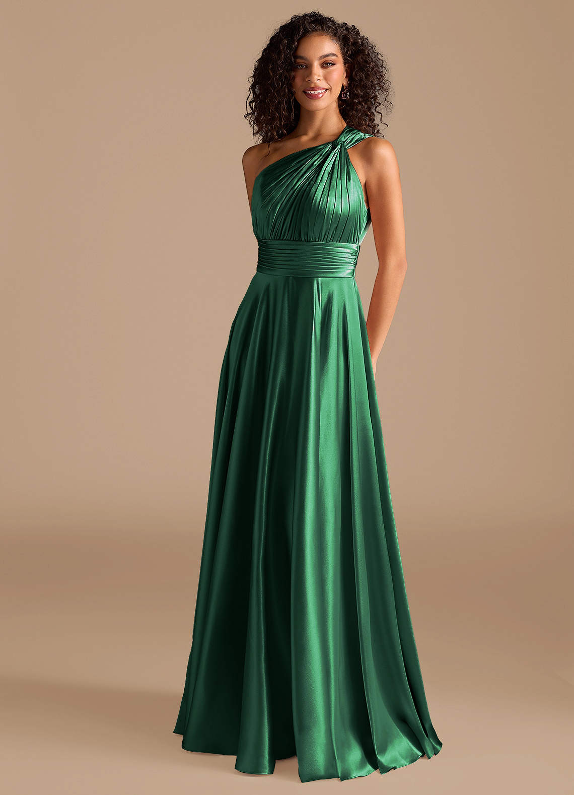Azazie Charlize Vestidos de damas de honor Vestido de Verde Oscuro de Satén Metálico de Corte en A con Hombro unilateral image1