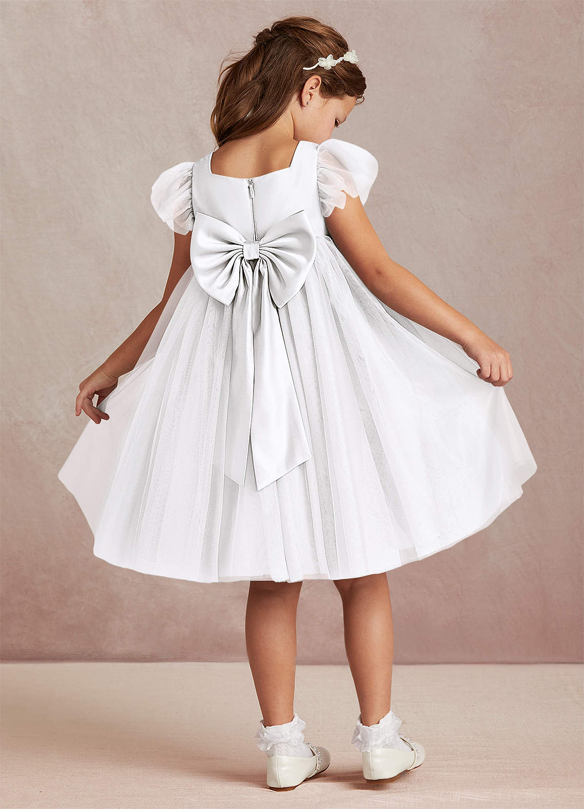 Azazie Kalio vestidos de niña de las flores Vestido de Blanco de Tul de Corte En A con Con mangas image1