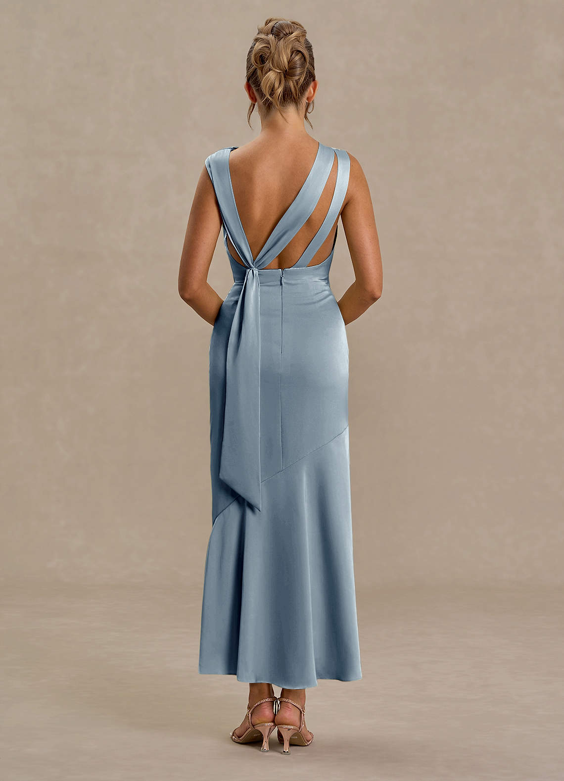 Kleid Aeliana Puderblau image1