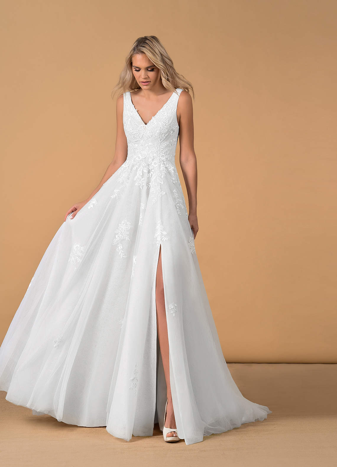 A-Line/Princess Prom Dress Short Sleeves V Neck Sequins Tulle Layered Formal Gowns Long Dresses With Split Side