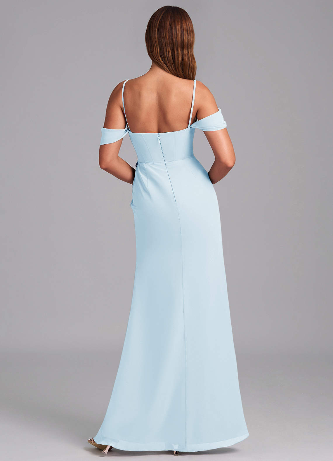 Azazie Johana Vestidos de madrinha de casamento Vestido Céu Azul de Chiffon de sereia com Fora do ombro image1
