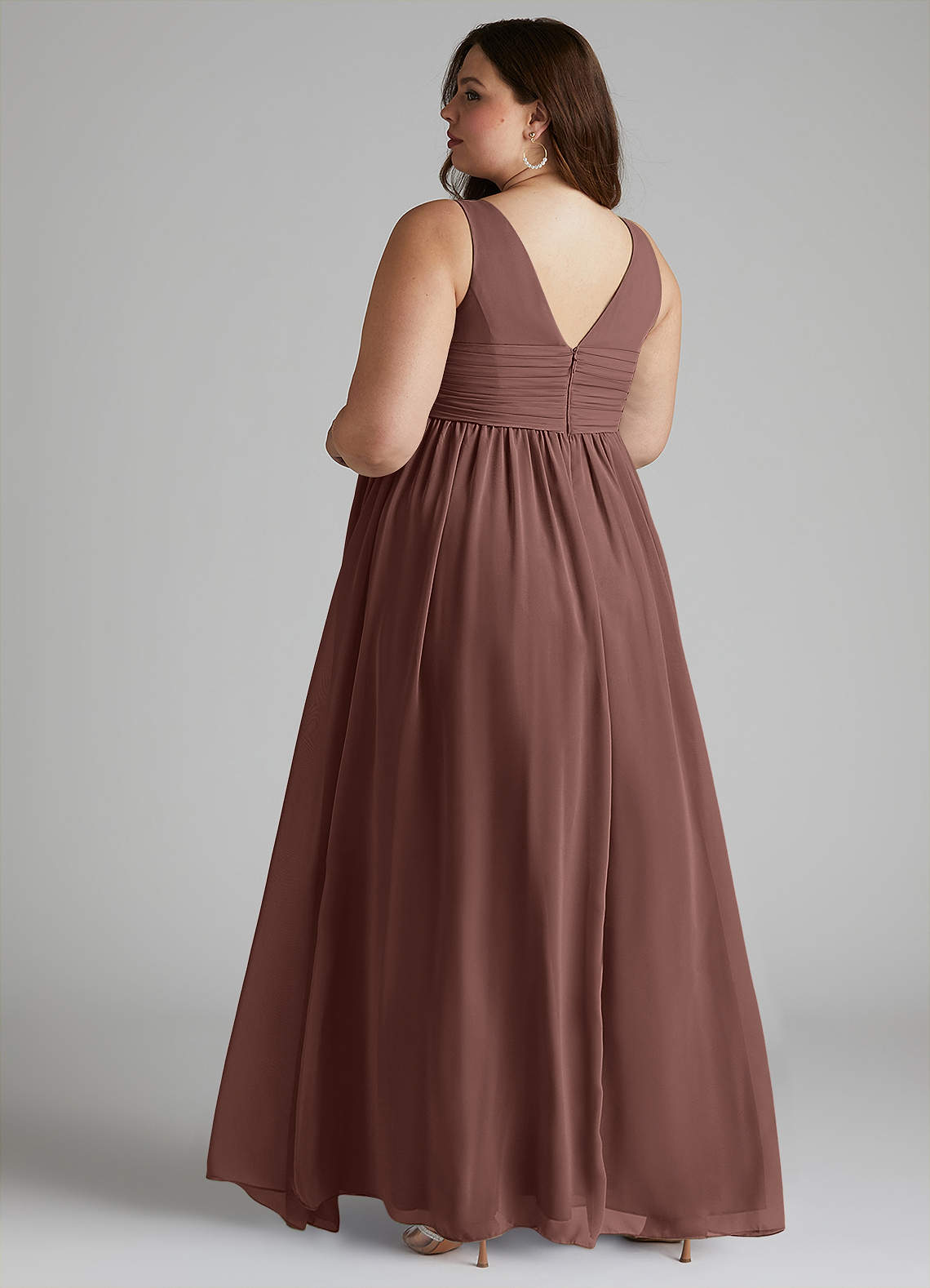 Azazie Yetta Brudepigekjoler til gravide A-Line V-hals samlet Chiffon Gulv-længde Kjole image10