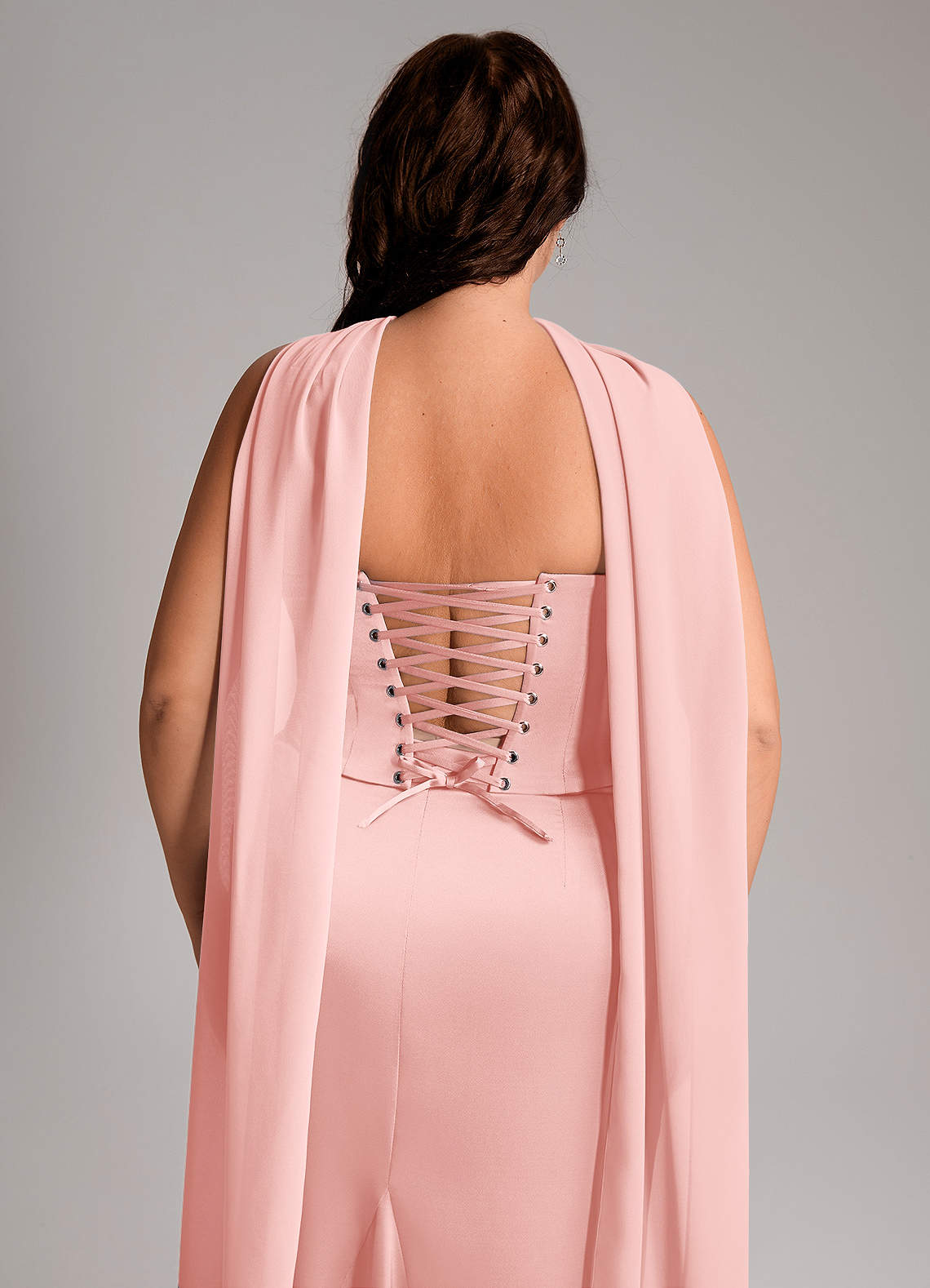 Azazie Sorrel Robes de demoiselle d'honneur Robe Sirène Convertible en Satin extensible Sans bretelles Rose Poudré image10