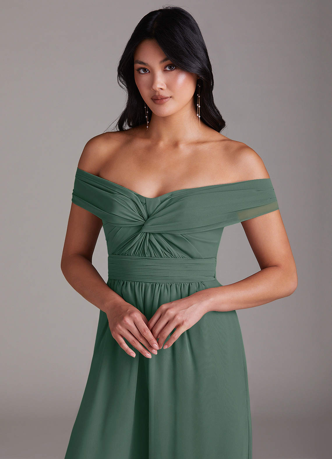 Azazie Lamara Essayer des robes à la maison Combinaison Convertible en Mousseline de soie Épaule décolletée Bleu Poussiéreux image6