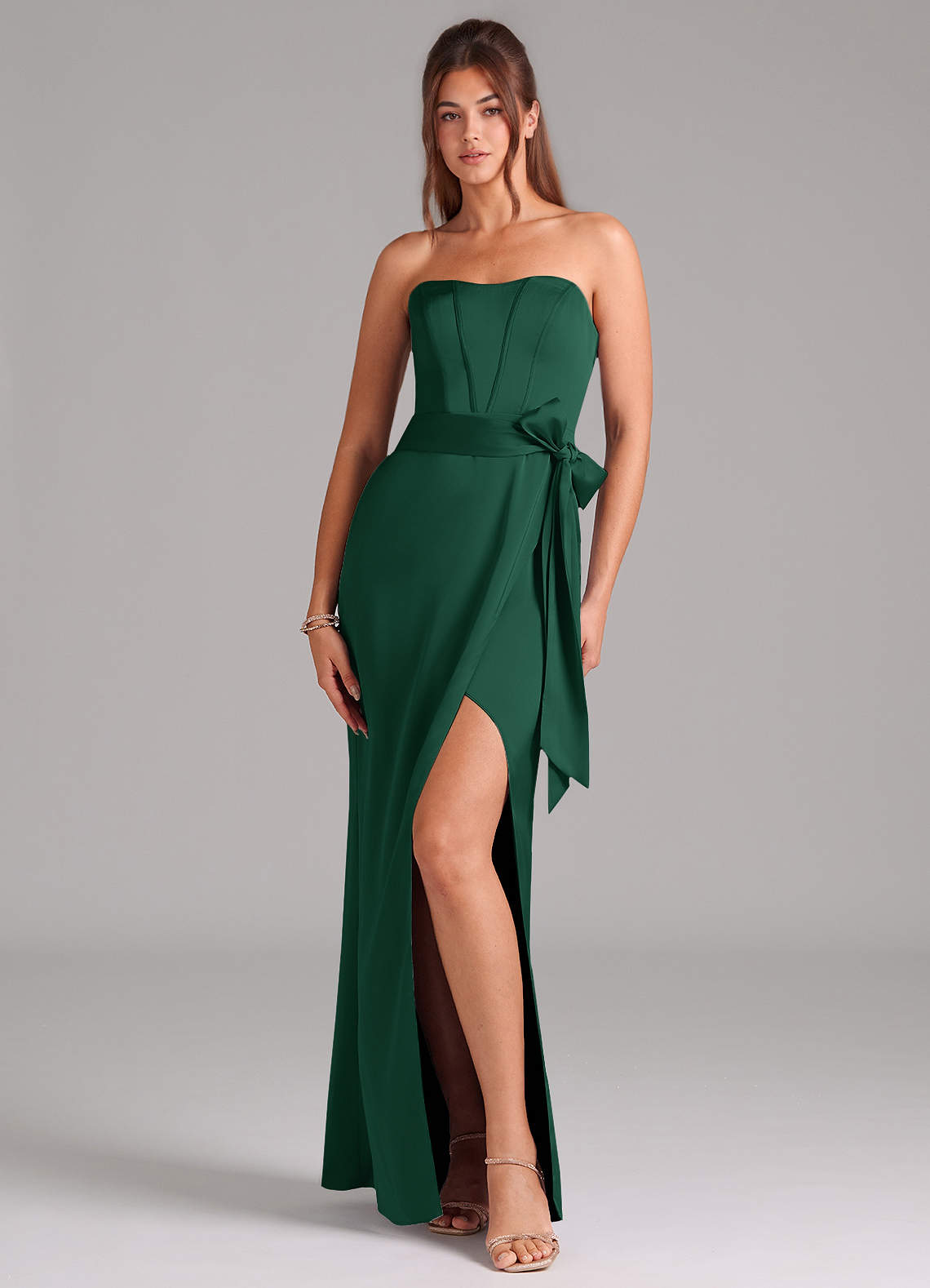 Azazie Jamie Brautjungfernkleider Wandelbar A-Linie Schulterfrei Stretch-Satin Kleid Dunkelgrün image1