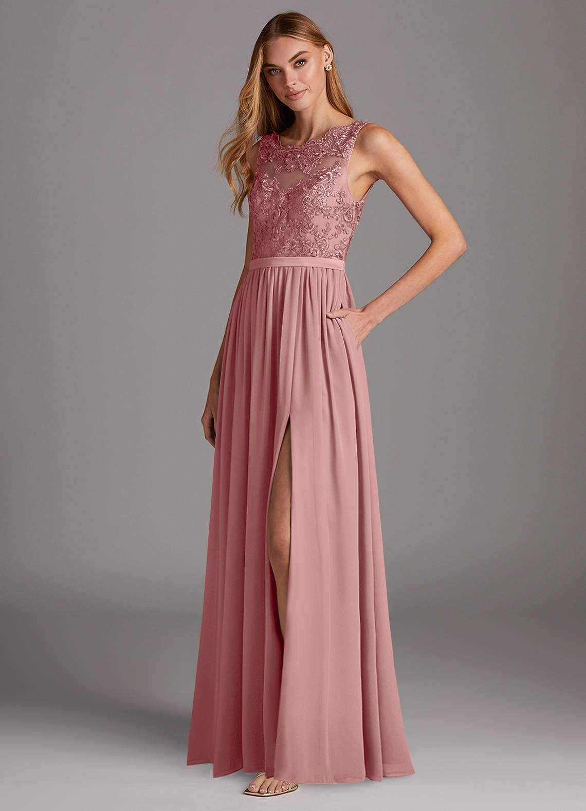 Azazie Elly Abiti da Damigella Abito A-Line in Chiffon Scollo a barchetta in pizzo Rosa Polverosa image1