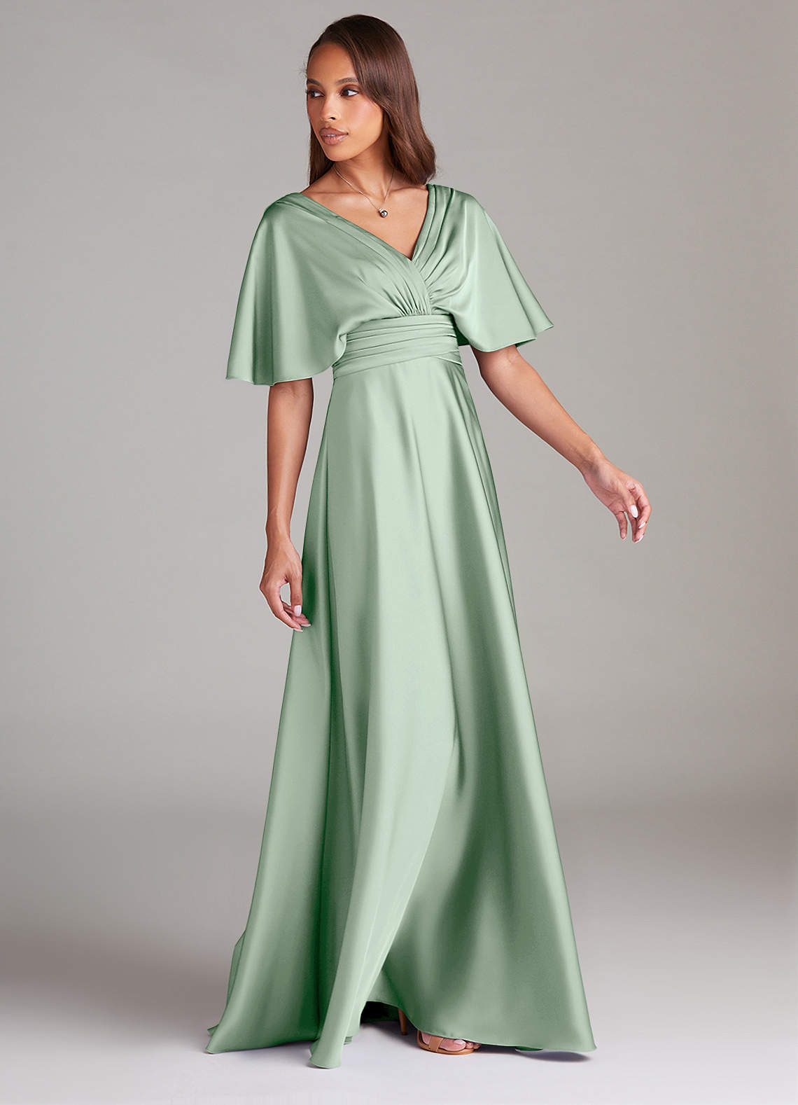 Azazie Pamela Robes de demoiselle d'honneur Robe Trapèze en Satin extensible Plissée Agave image2