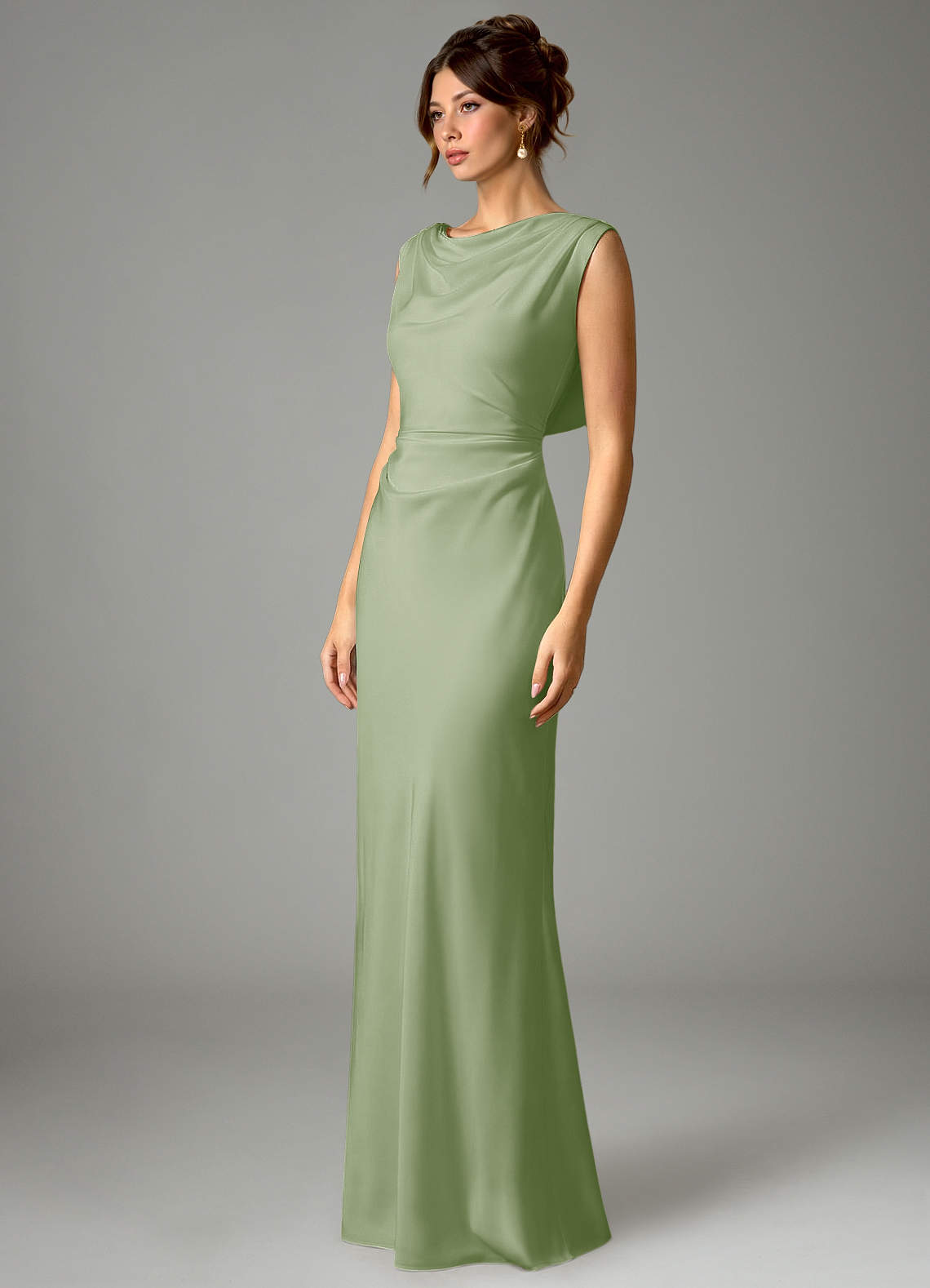 Azazie Kieryn Robes de demoiselle d'honneur Robe Sirène en Satin extensible Plissée Vert Sauge image4