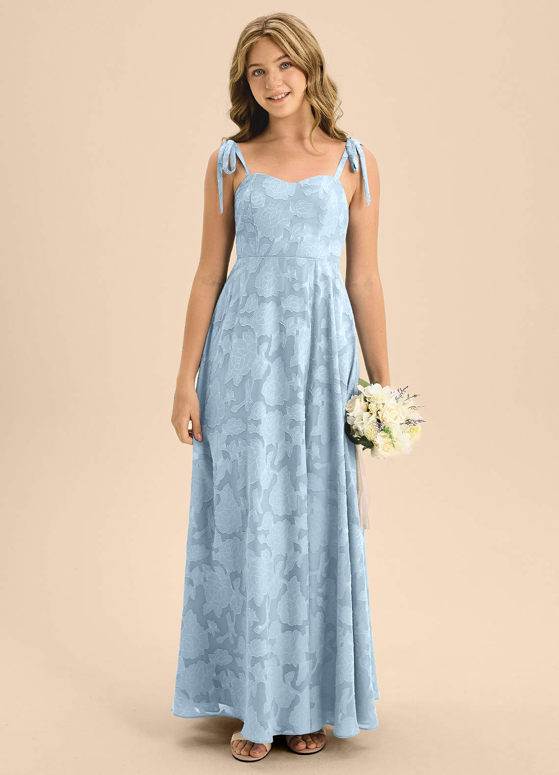 Azazie Rosey Junior Vestido de Azul Cielo de Devorado Floral de Corte En A con Escote de Corazón image4