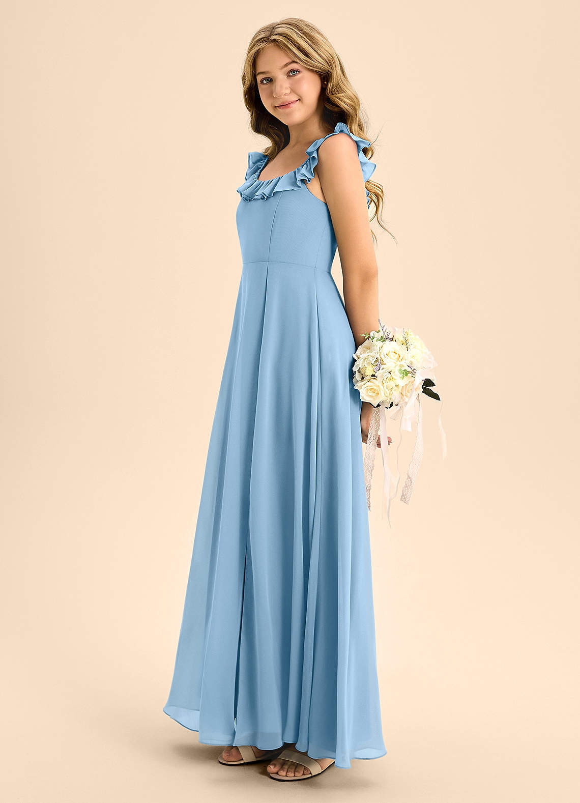 Azazie Callie Junior Vestido de Azul Acero de Gasa de Corte En A con Volante image6