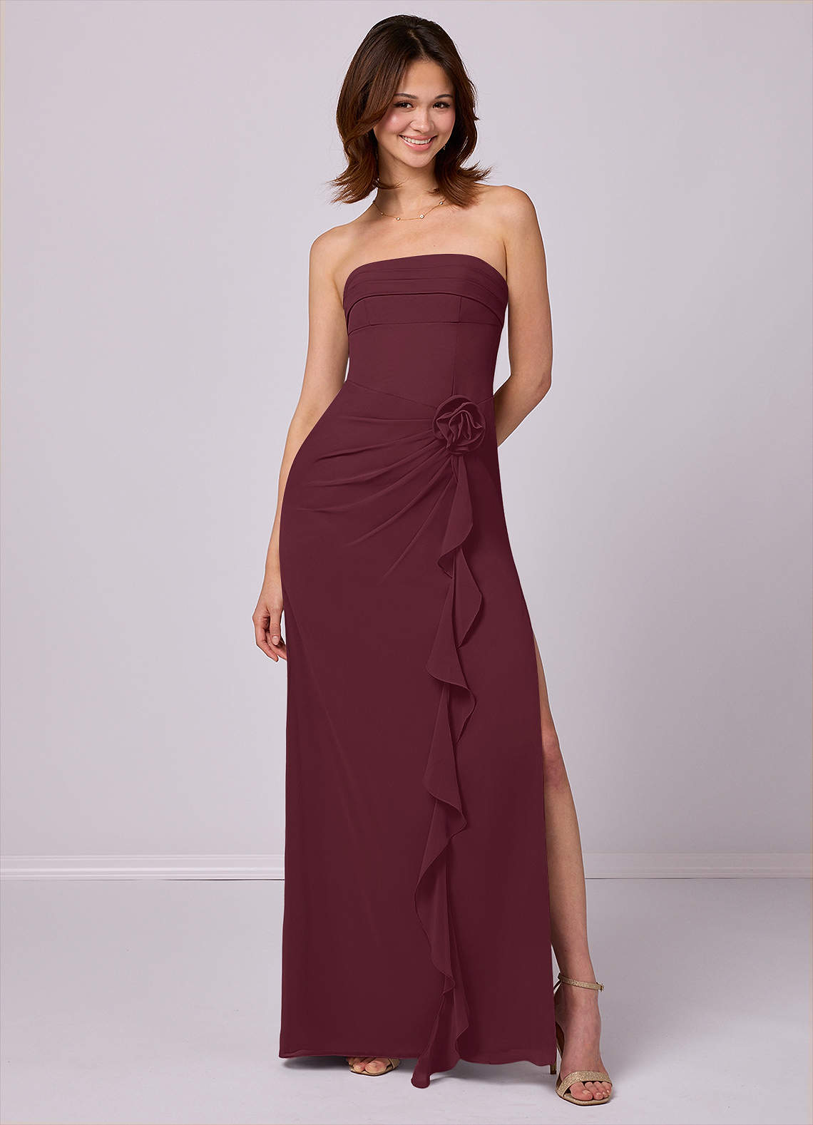 Barbie ♥ Azazie Robes de demoiselle d'honneur Robe Fourreau Convertible en Mousseline de soie Sans bretelle Cabernet image1