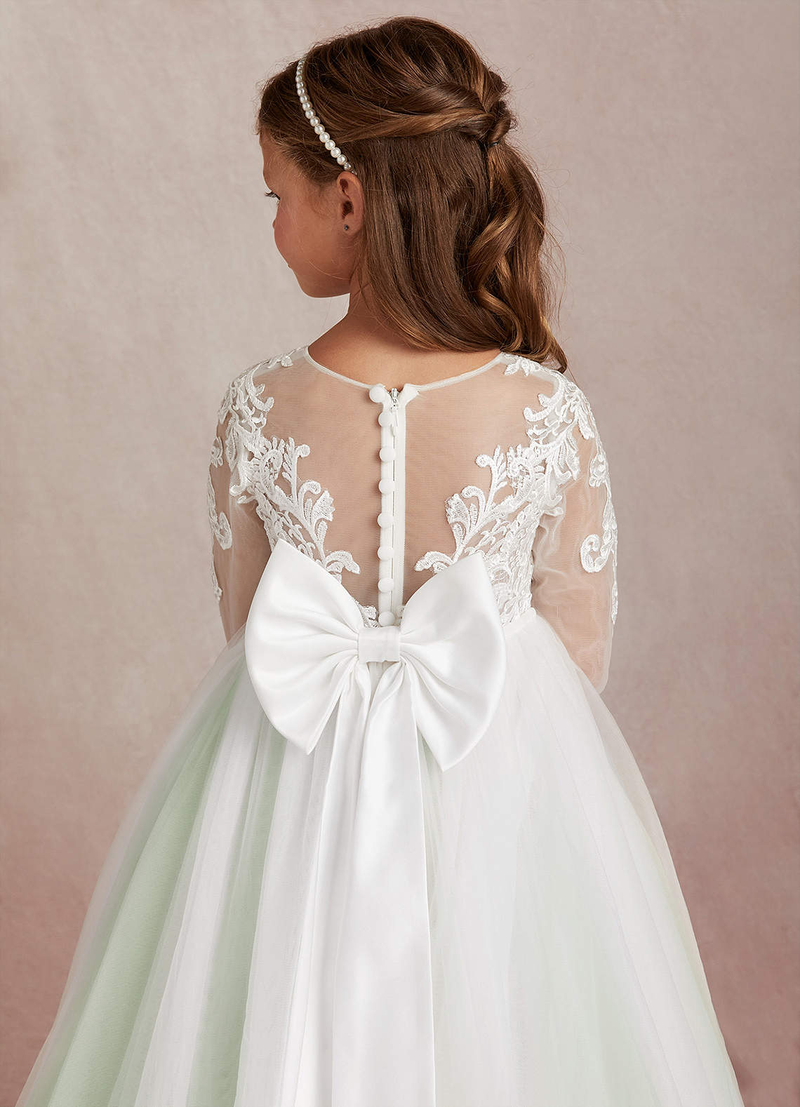 Azazie Elodie Robe Demoiselle D'honneur Fillette Robe Princesse en Dentelle Ivoire Sauge Poussiéreuse image7