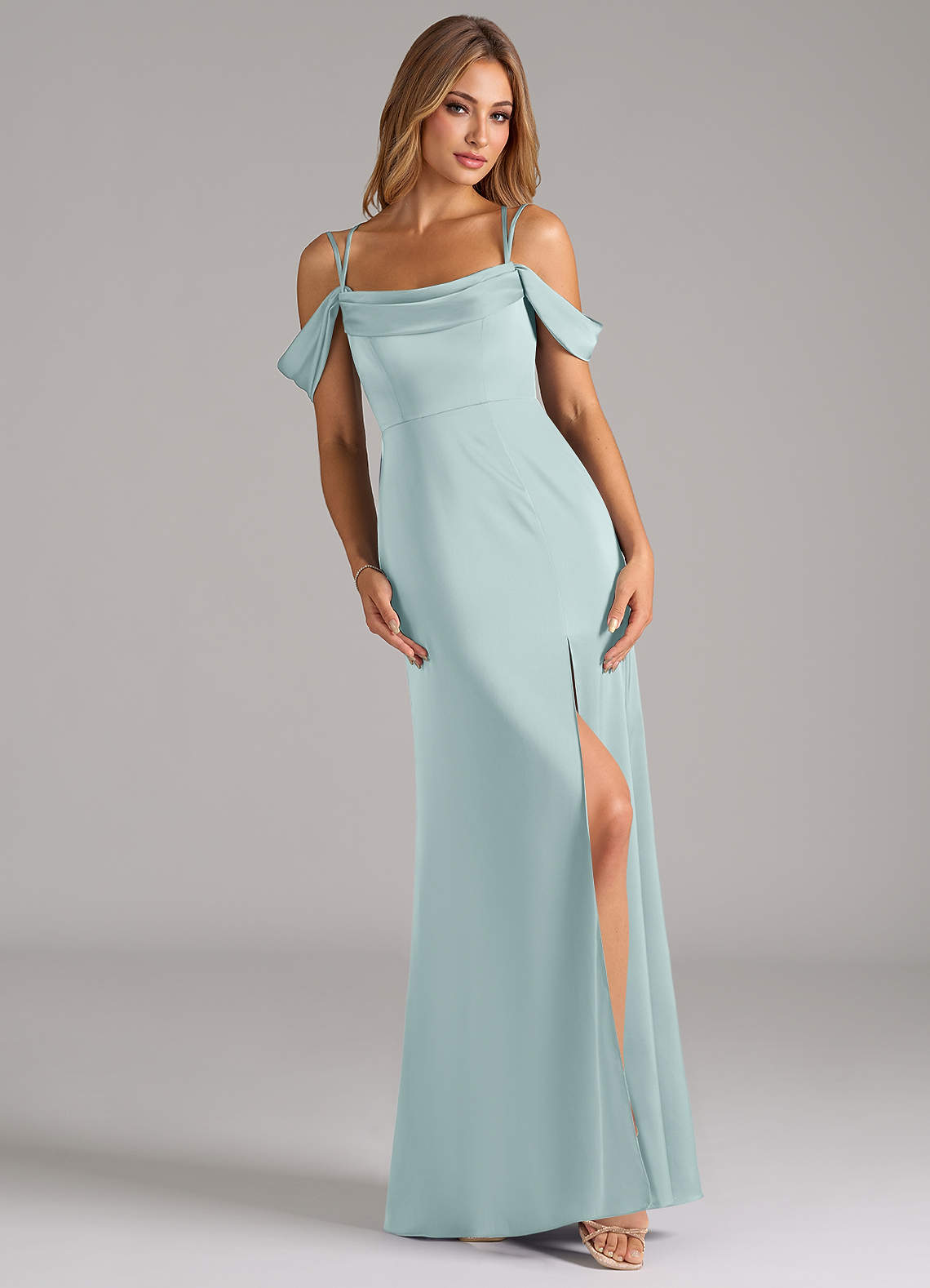 Azazie Callan Brautjungfernkleider Wandelbar A-Linie Plissee Stretch-Satin Kleid Nebel image1