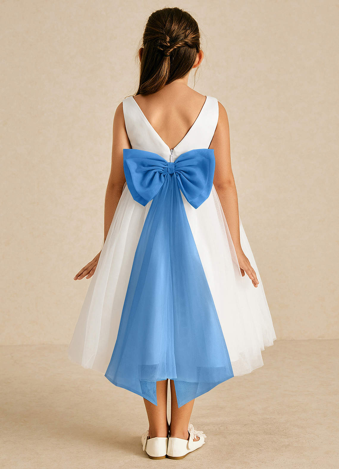 Azazie Kavi Robe Demoiselle D'honneur Fillette Robe Trapèze en Mat Satiné Arc Ivoire Geai Bleu image1