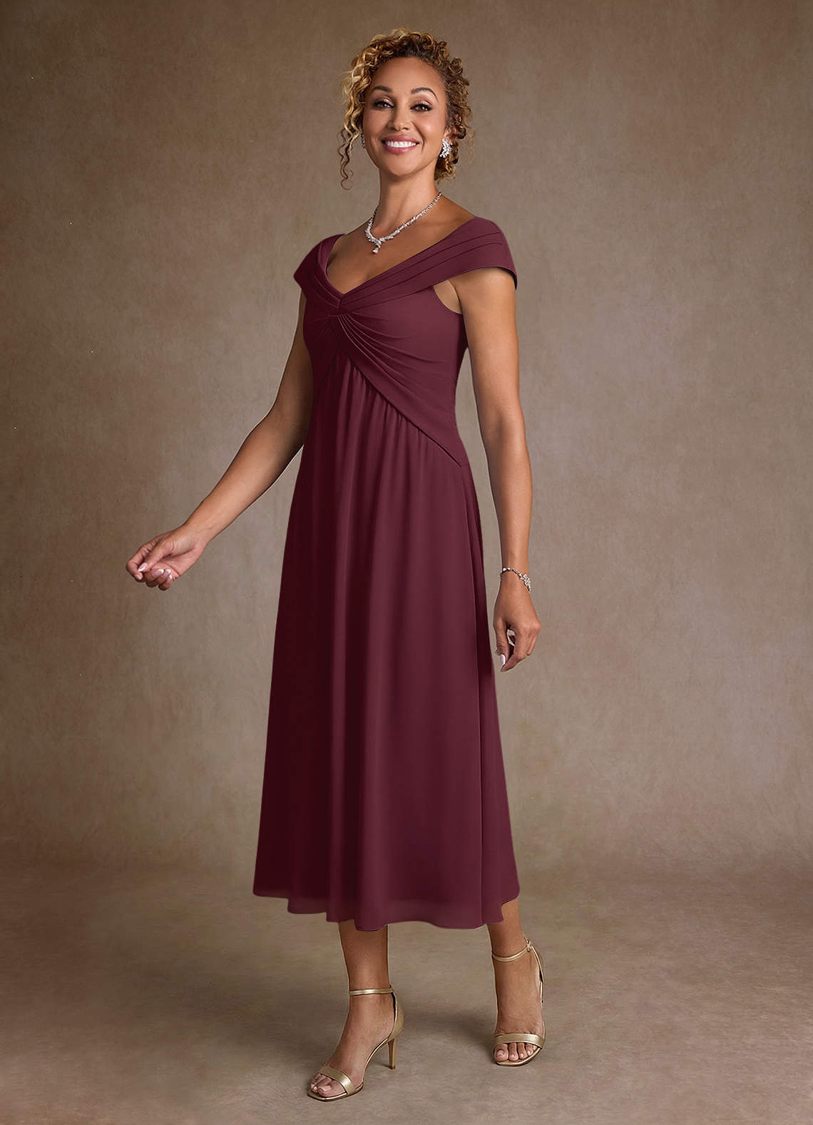 Azazie Mirta Vestidos para mãe da noiva Vestido Cabernet de Esgotamento Floral de Linha A com Plissado image3