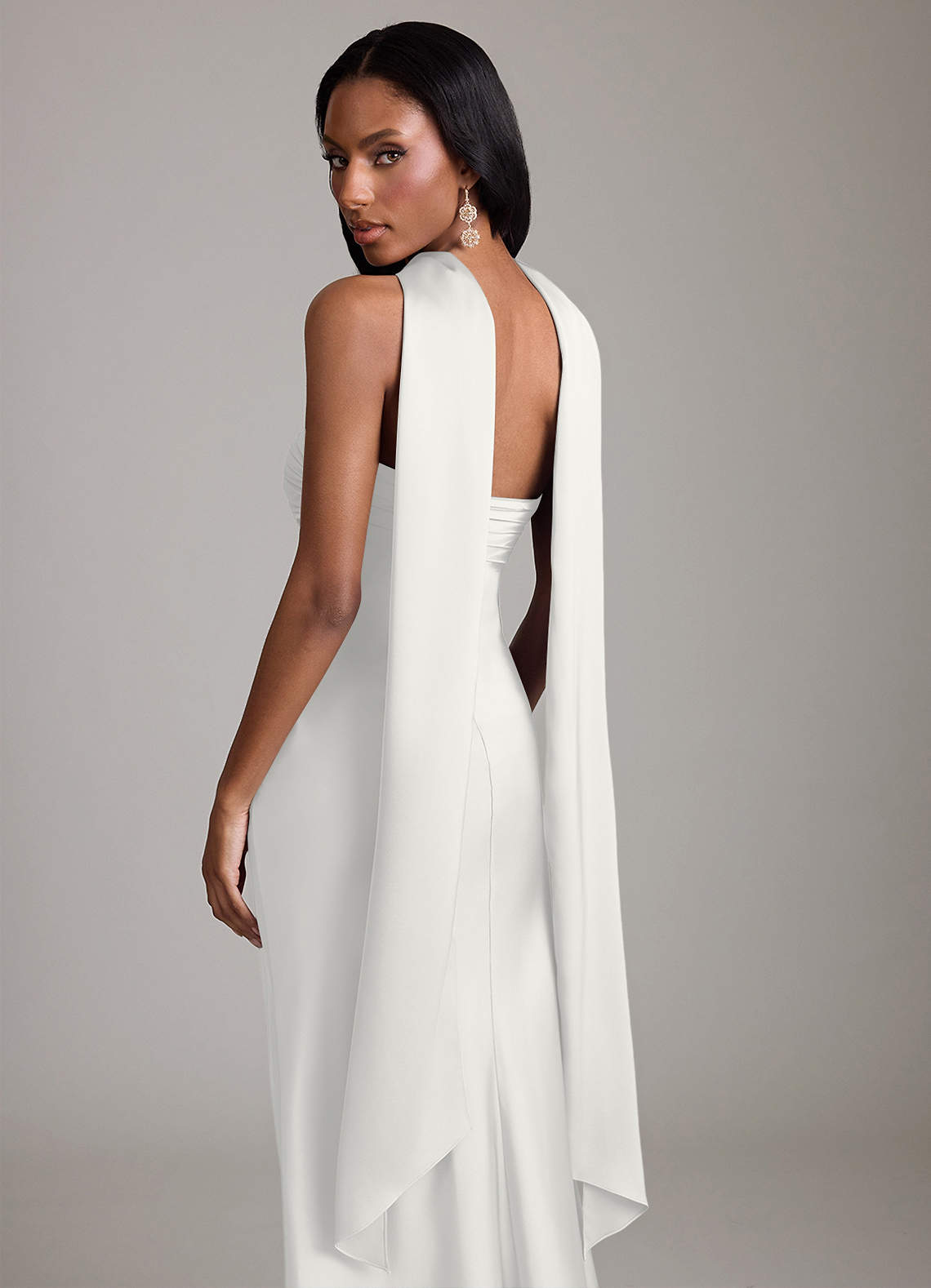 Azazie Saylor Brudtärnklänningar Klä av Sjöjungfru i Stretch Satin Axelbandslös Vit image6