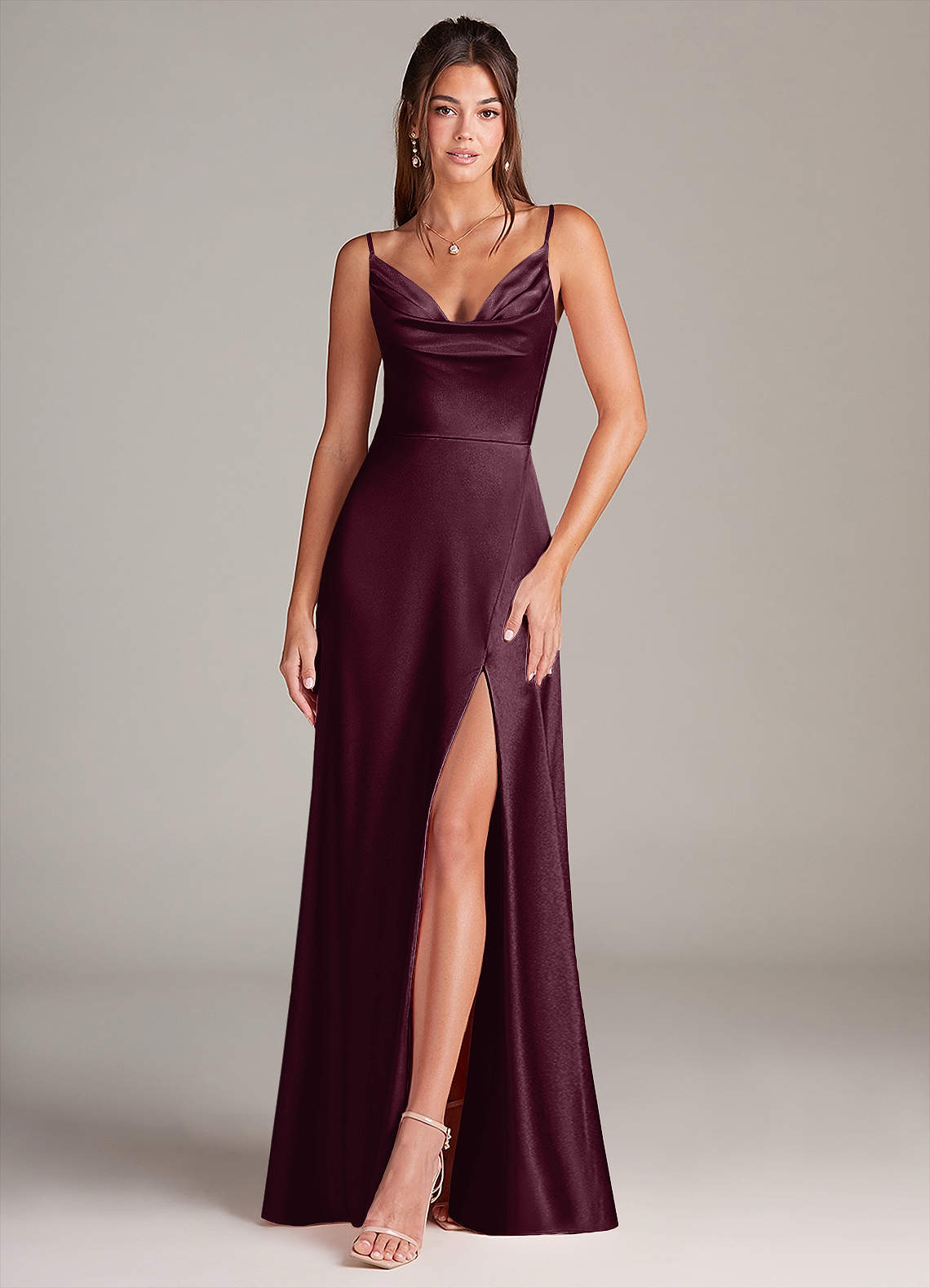 Azazie Sarella Brautjungfernkleider A-Linie mit Taschen Metallischer Satin Kleid Cabernetrot image1