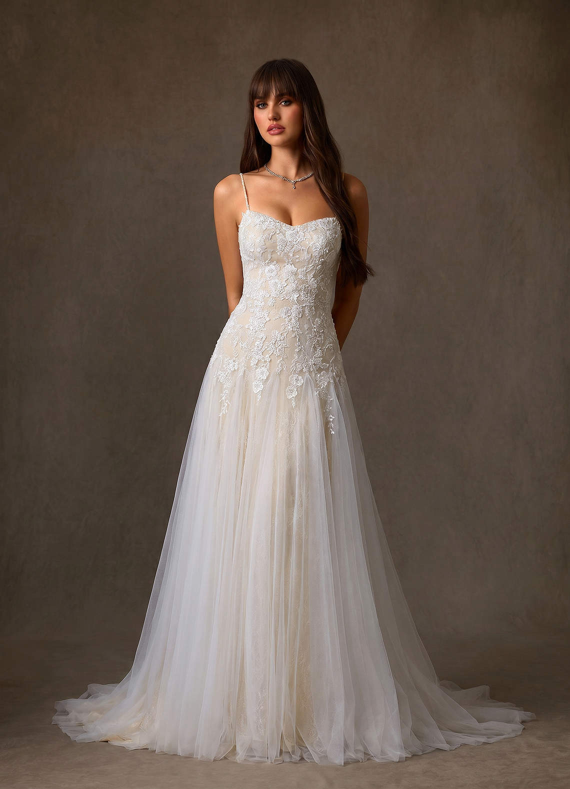 Azazie Lumina Diamond White Champagne A-Line Sweetheart Neckline Lace Dress Sample Dress | Azazie Azazie Lumina Diamond White Champagne A-Line Sweetheart Neckline Lace Dress Sample Dress | Azazie