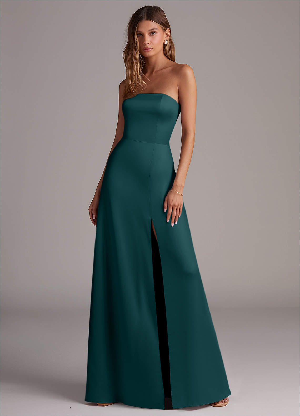 Azazie Wren Brautjungfernkleider Wandelbar A-Linie Schulterfrei Stretch-Satin Kleid Kiefer image1
