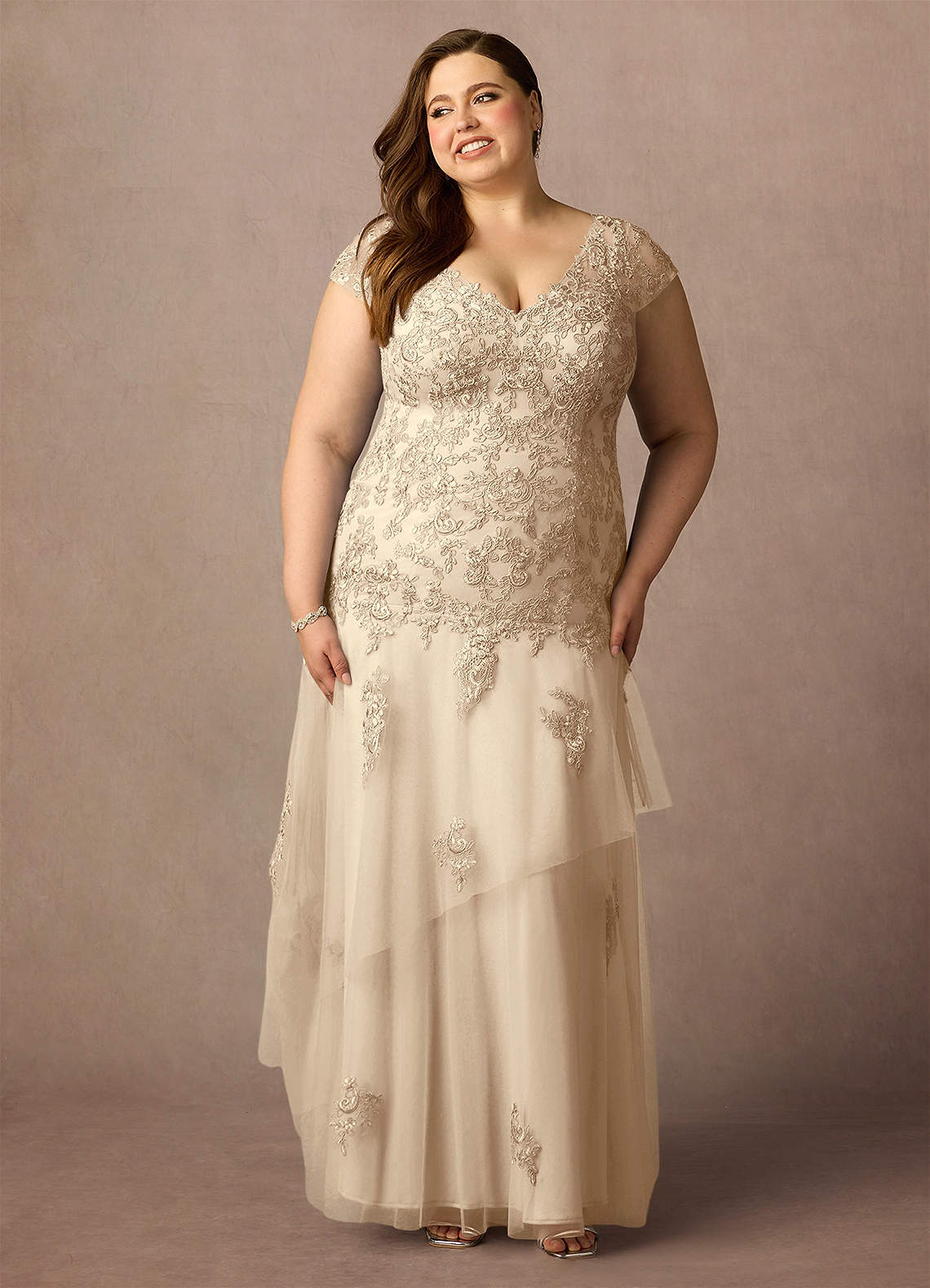Azazie Romy Mother of the Bride Dresses Champagne Mermaid V-Neck Sequins Tulle Dress image1