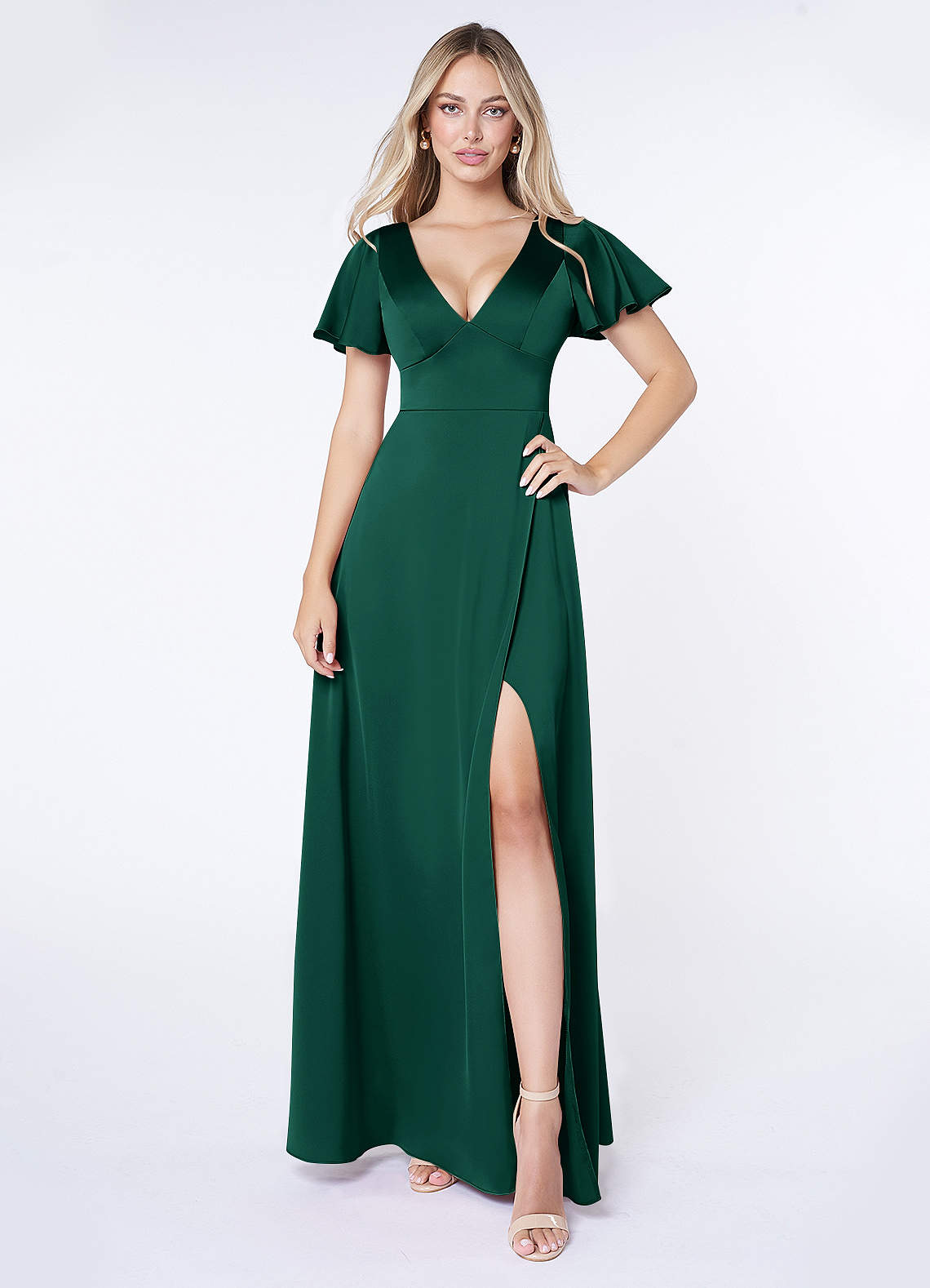 Azazie Lani Robes de demoiselle d'honneur Robe Trapèze en Satin extensible Manche à volants émeraude image1