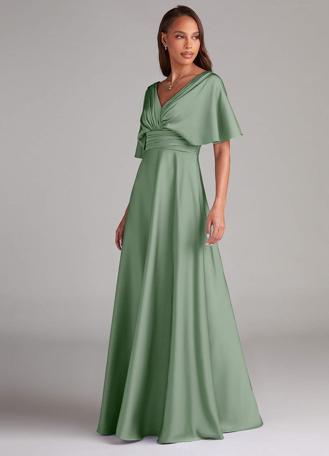 Azazie Pamela Robes de demoiselle d'honneur Robe Trapèze en Satin extensible Plissée Matcha image3