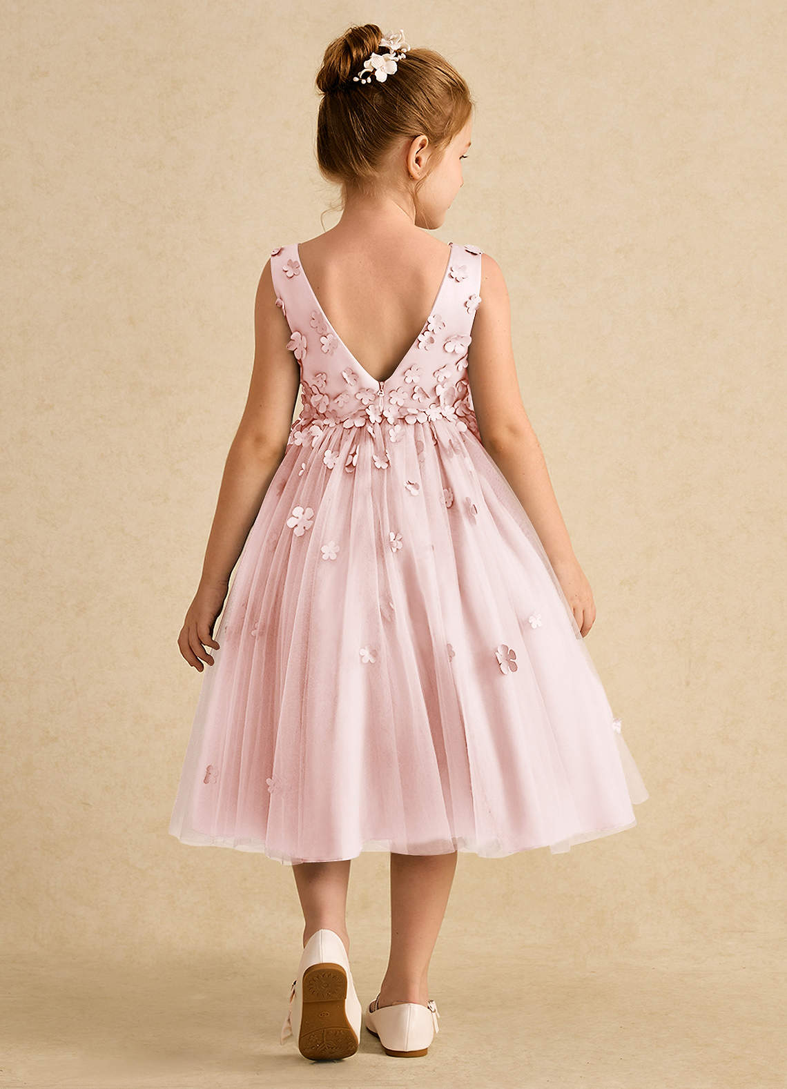 Azazie Lana Blumenmädchenkleider A-Linie ärmellos Matte Satin Kleid Zartrosa image1