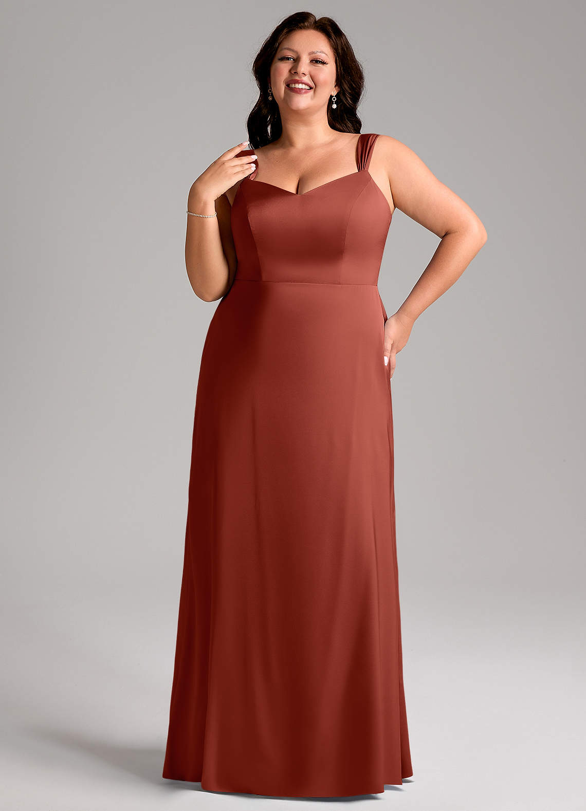 Azazie Denice Robes de demoiselle d'honneur Robe Fourreau en Satin extensible Plissée Terracotta image9