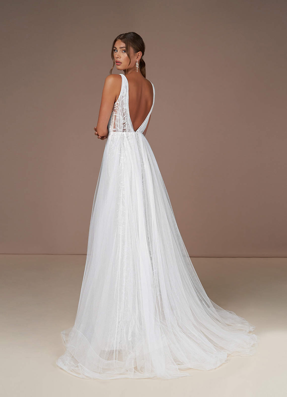 Platinum Wedding Dresses A-Line Sequins Tulle Chapel Train Dress image1