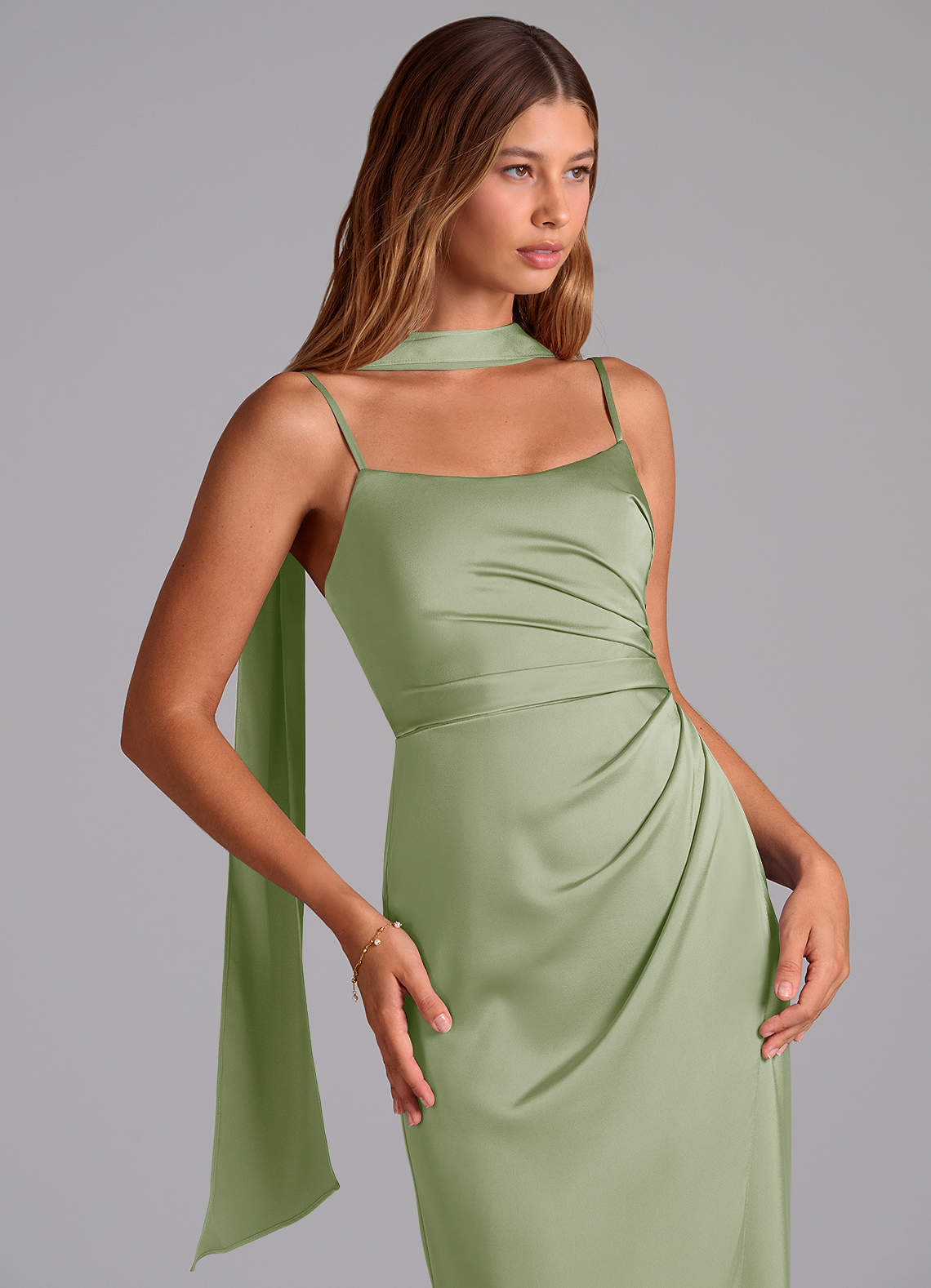 Azazie Calandra Jurken voor bruidsmeisjes Jurk van Stretch Satijn met A-Lijn Geplooid Stoffige Salie image4