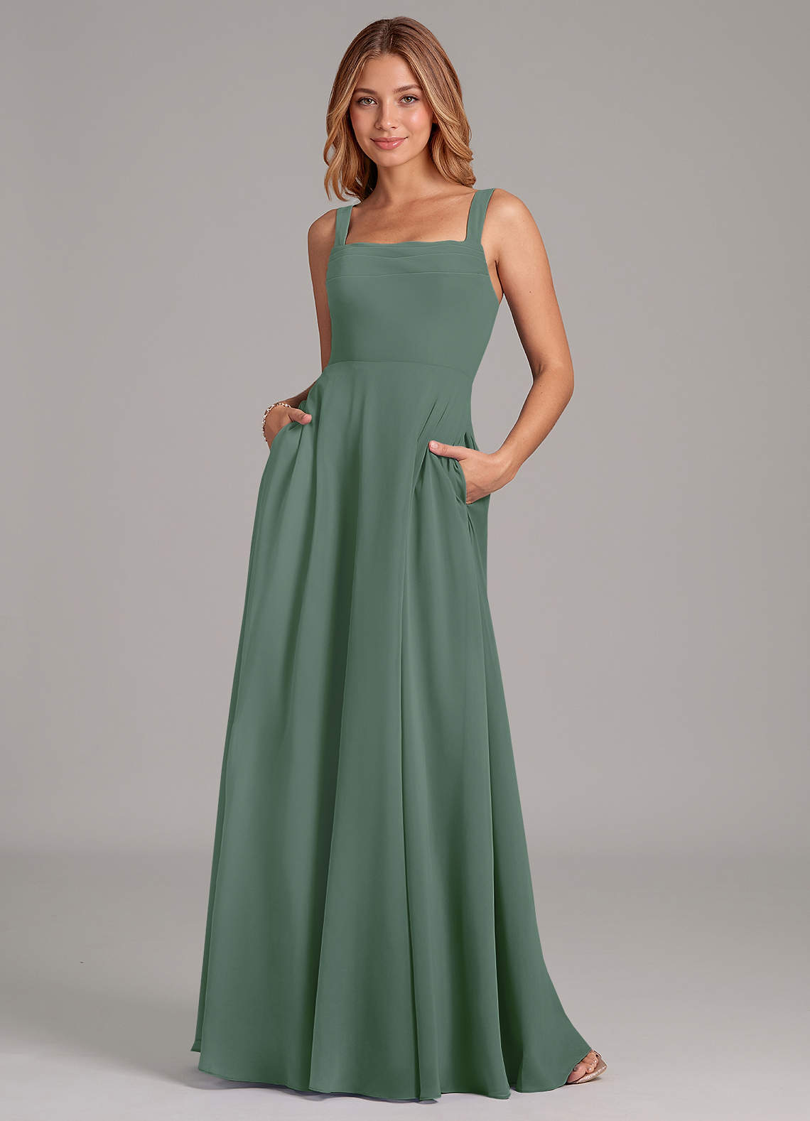 Azazie Shaude Robes de demoiselle d'honneur Robe Trapèze en Mousseline de soie Plissée Eucalyptus image1